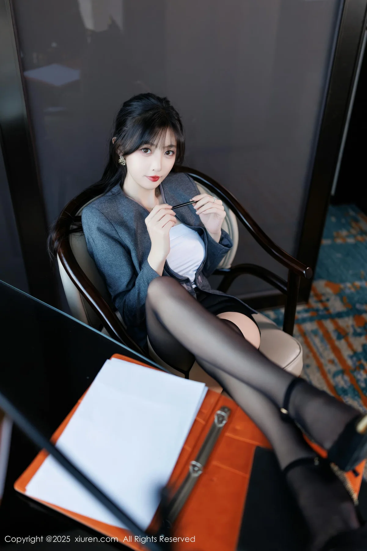 XiuRen 秀人 No.9957 樱桃小阑子 紫色蕾丝内衣吊袜 - 9