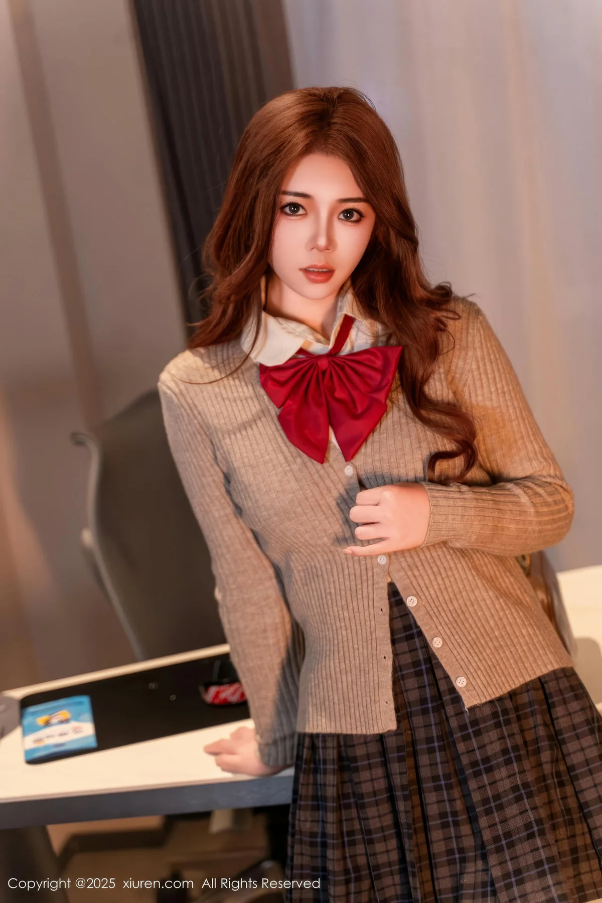 XiuRen 秀人 No.9974 沐娜娜 美腿私房美女写真 - 1