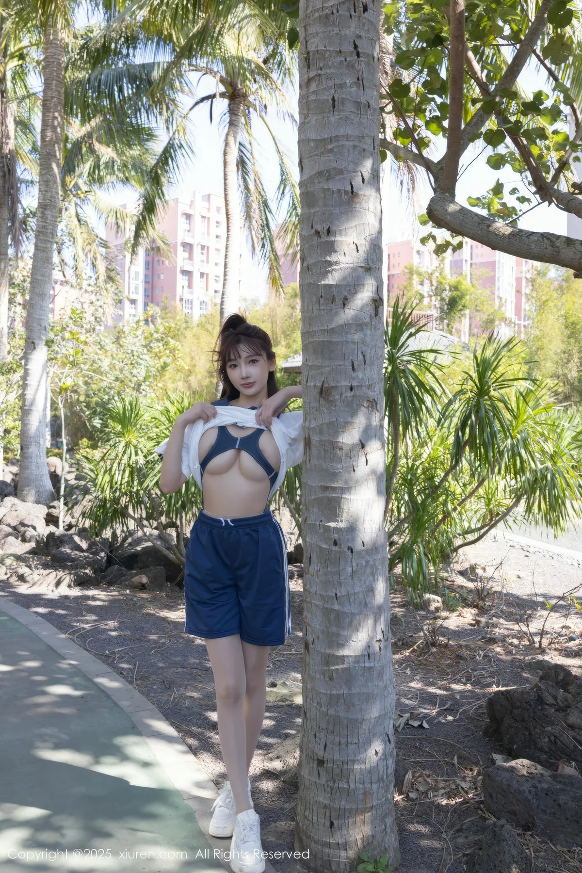 XiuRen 秀人 No.9979 陆萱萱 浴室比基尼 - 1