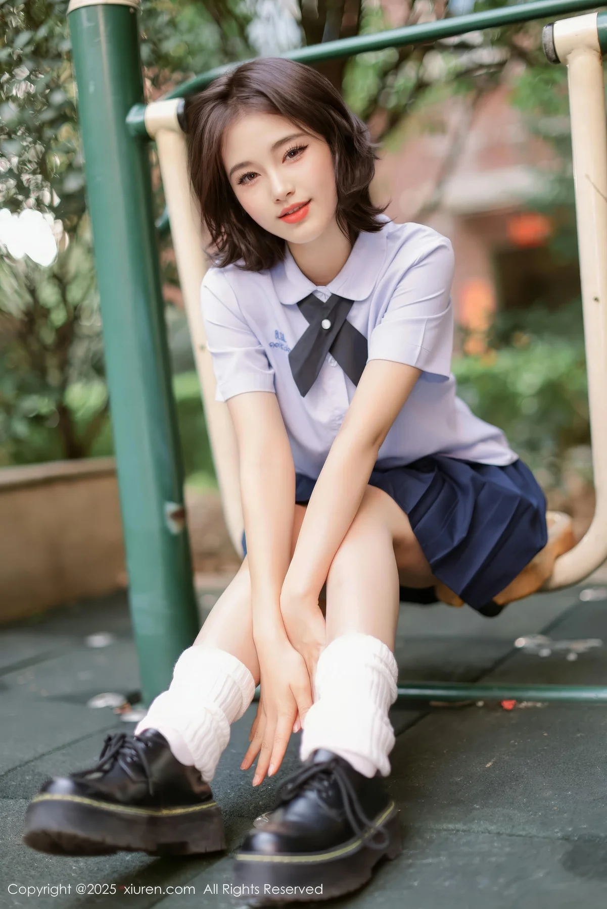 XiuRen 秀人 No.9985 小橘子orange 清纯少女短裙 - 1