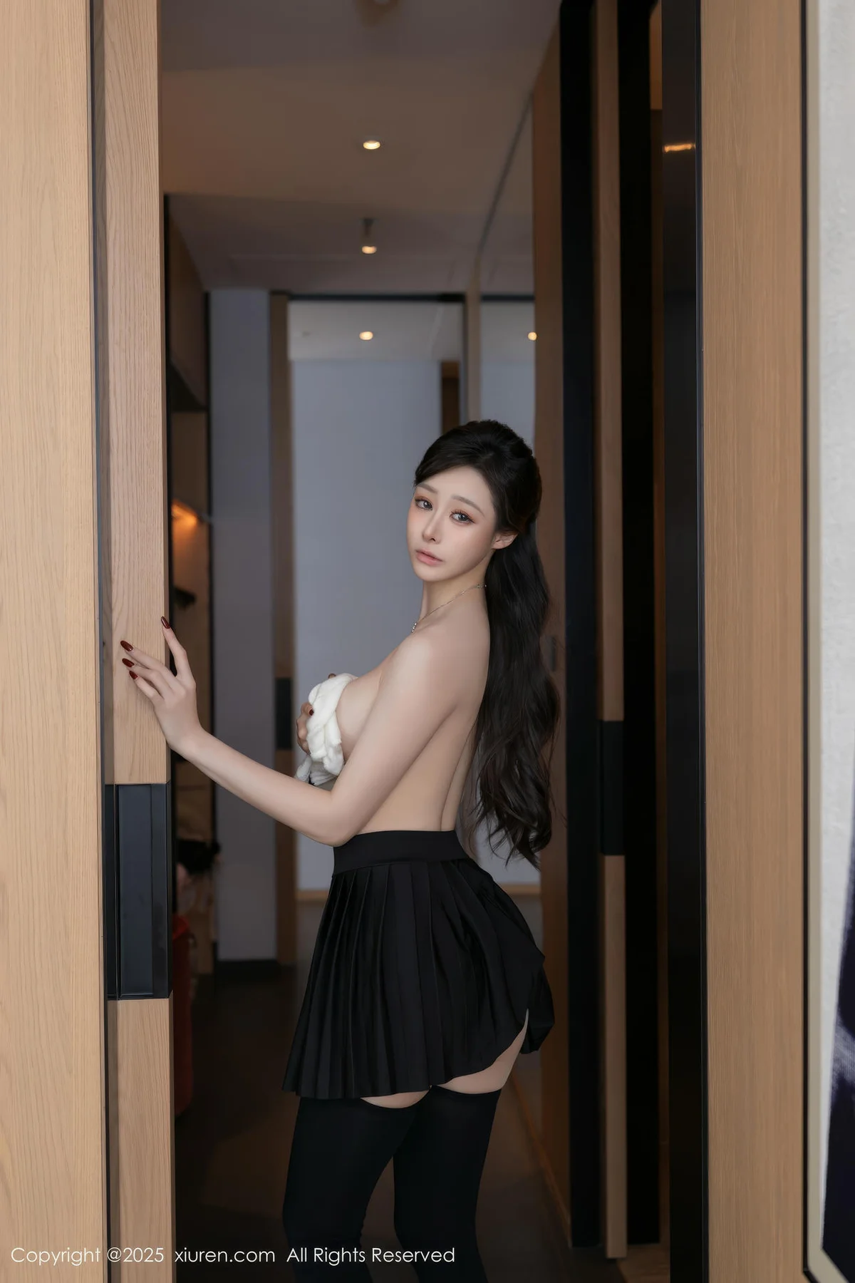 XiuRen 秀人 No.9986 小逗逗 玉体香肩爆乳套图 - 9