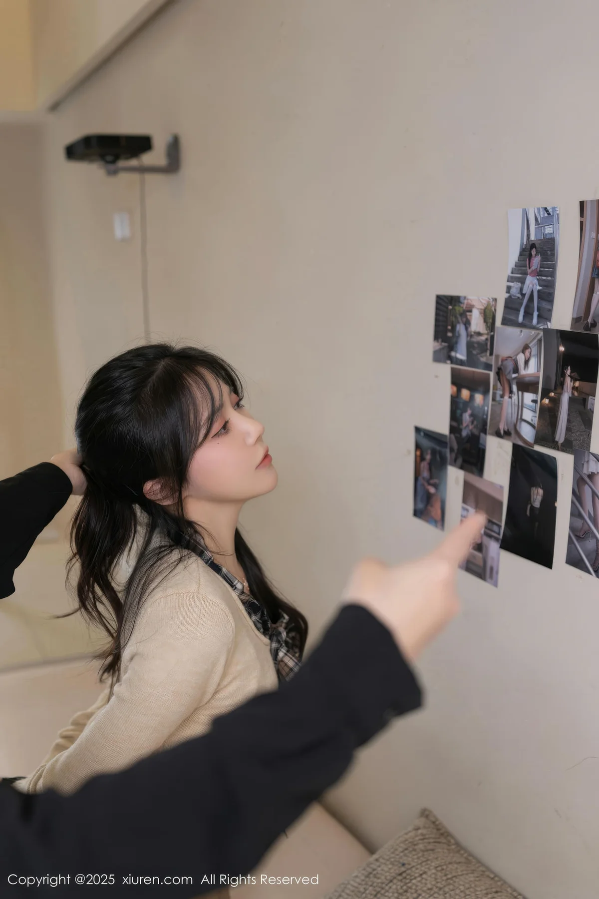 XiuRen 秀人 No.9988 鱼子酱Fish 美腿格子裙 - 10