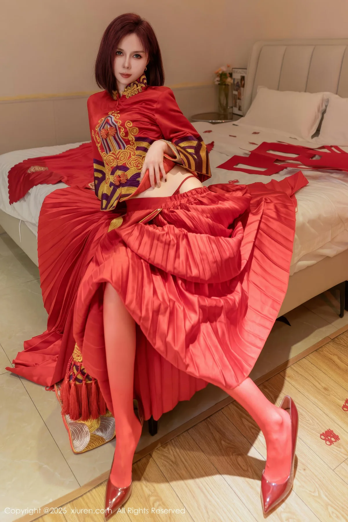 XiuRen 秀人 No.9995 白芷yy 婚纱制服玉体 - 3