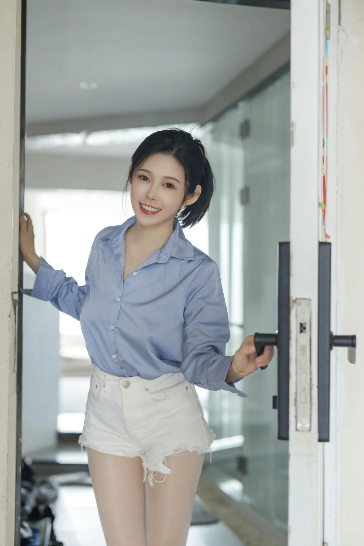 XiuRen 秀人 No.N001 luvian本能湿身玉体 - 8