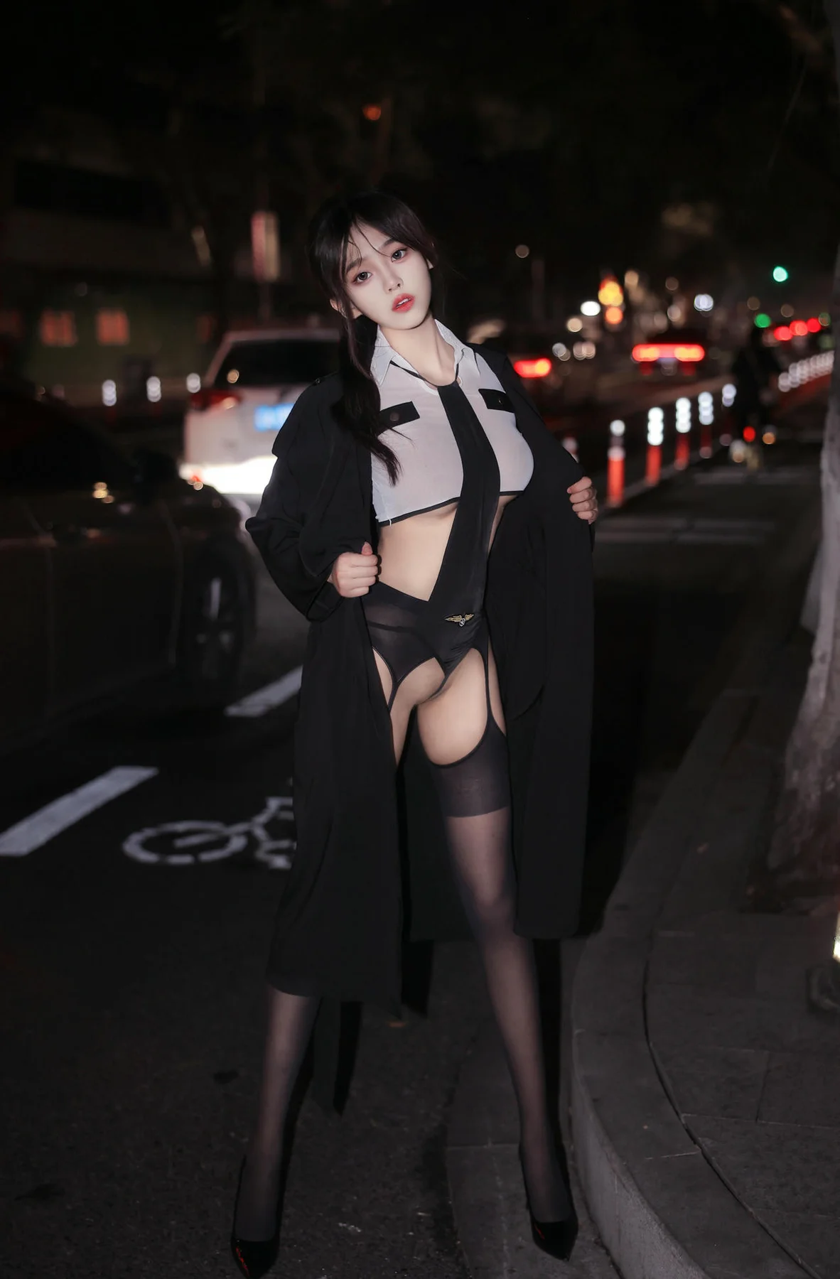 XiuRen 秀人 No.N003 王心悦吊带黑丝制服 - 8