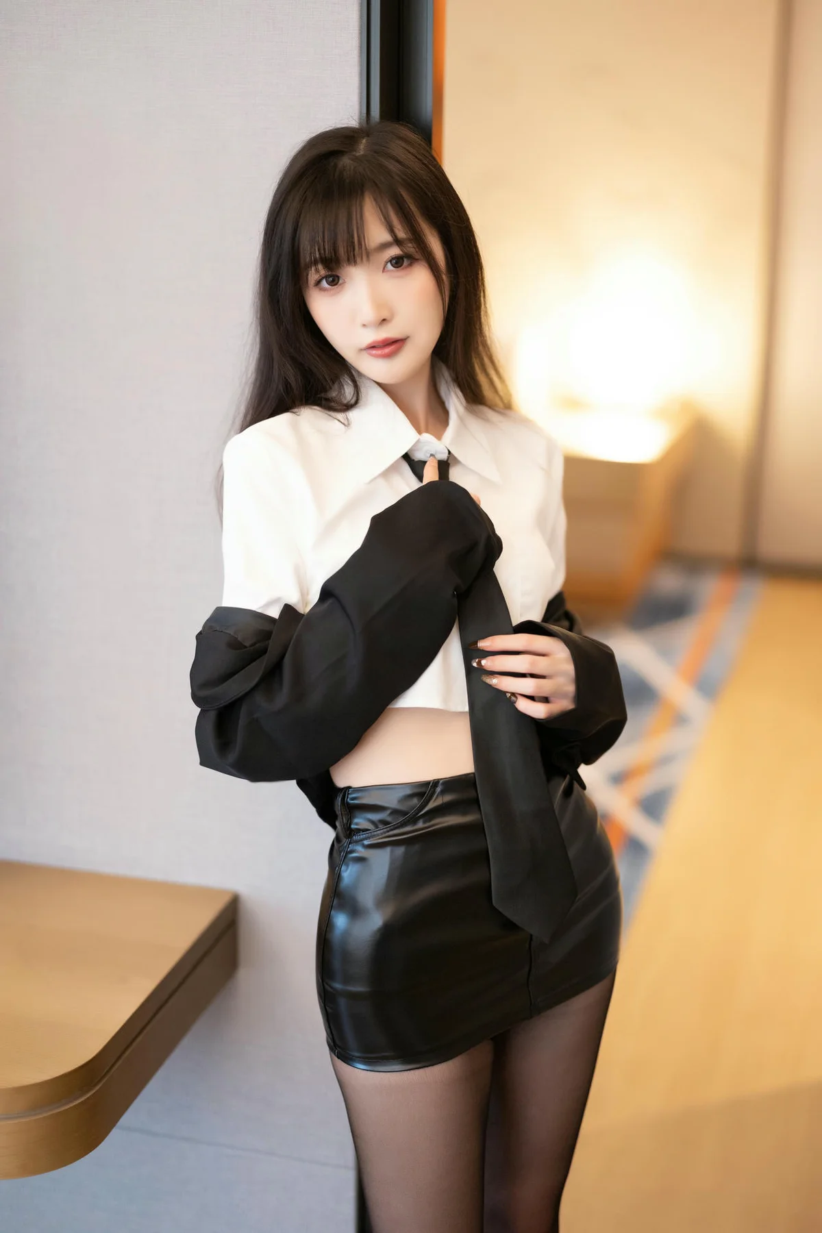 XiuRen 秀人 No.N004 林星阑皮裙爆乳诱惑 - 6