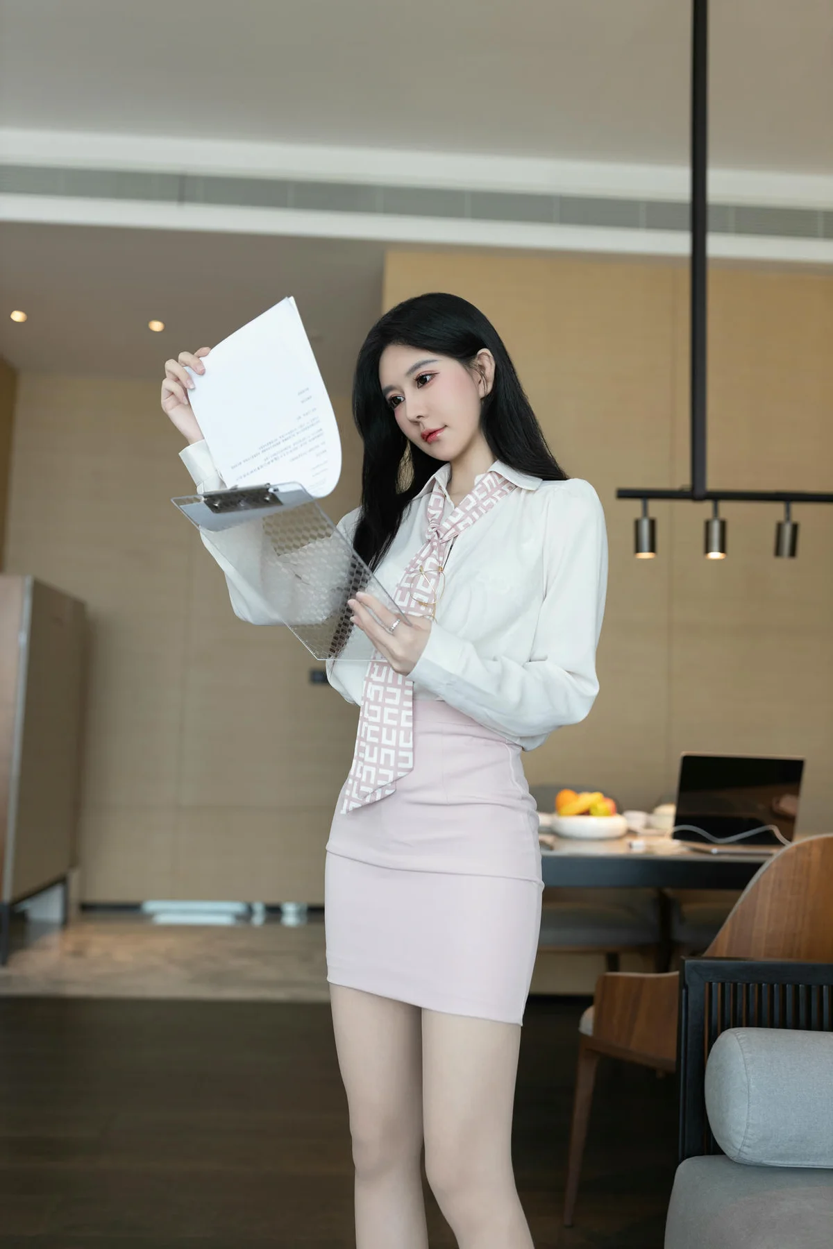 XiuRen 秀人 No.N012 谢小蒽肉丝性感美乳 - 3