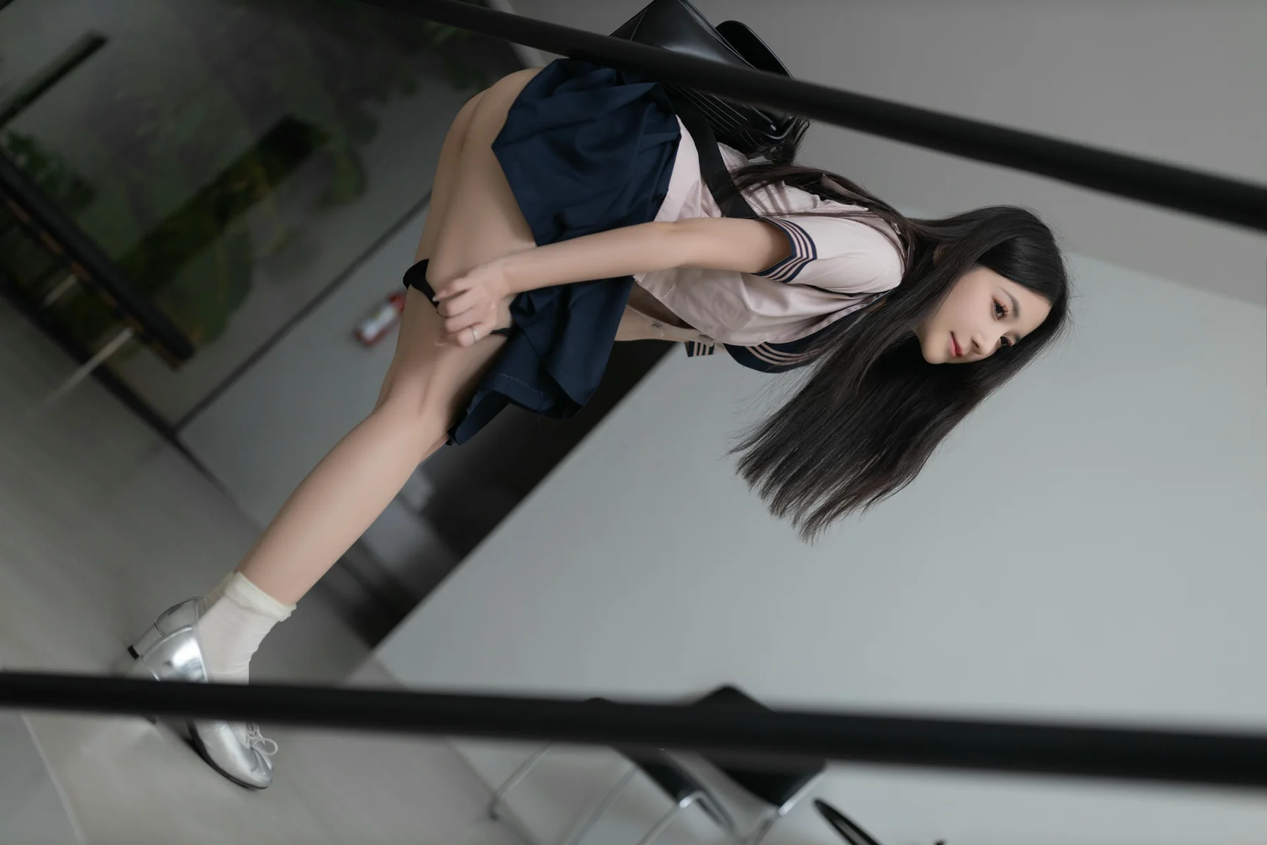 XiuRen 秀人 No.N013 鱼子酱Fish校园jk制服 - 2