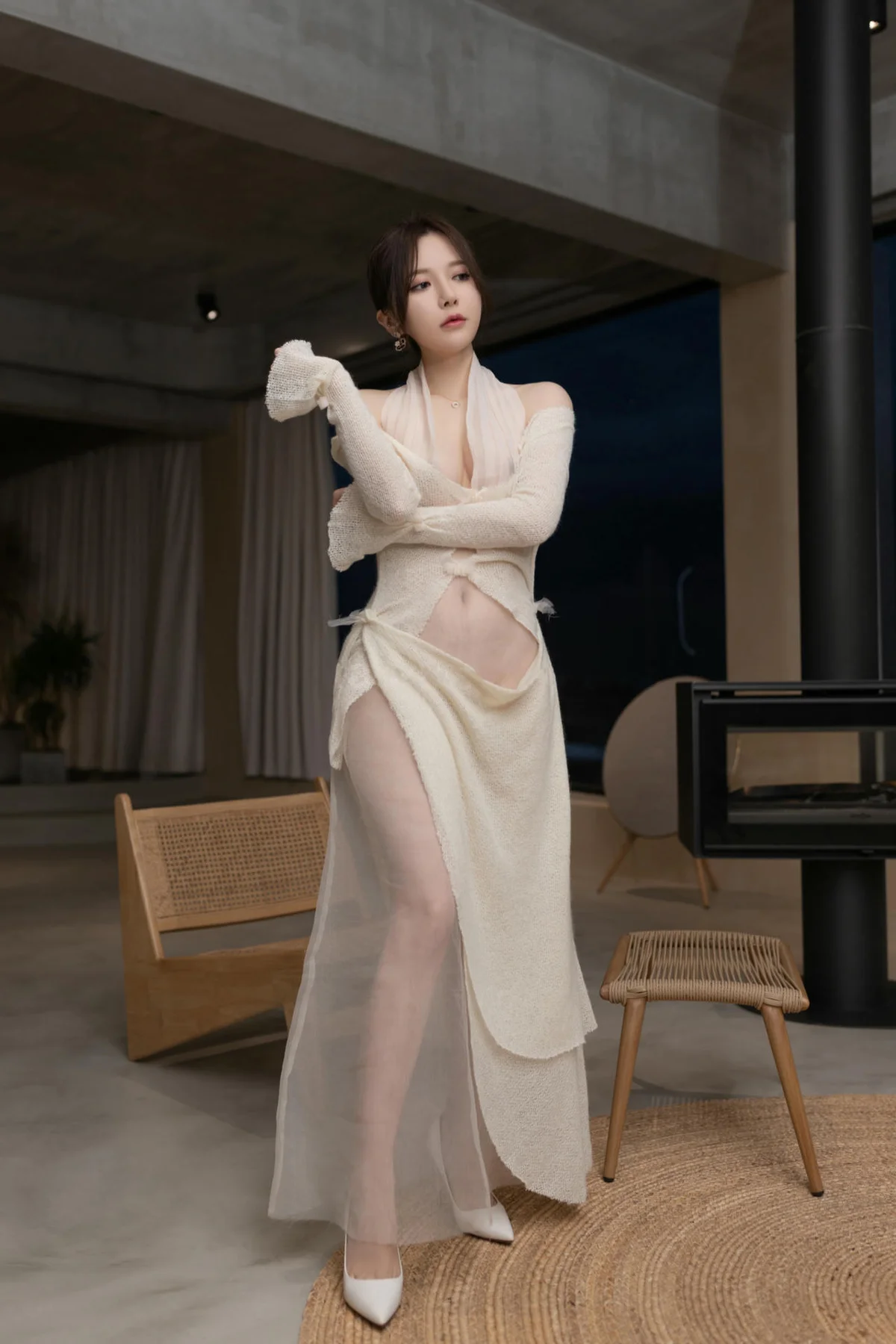 XiuRen 秀人 No.N021 鱼子酱Fish性感制服jk短裙 - 1