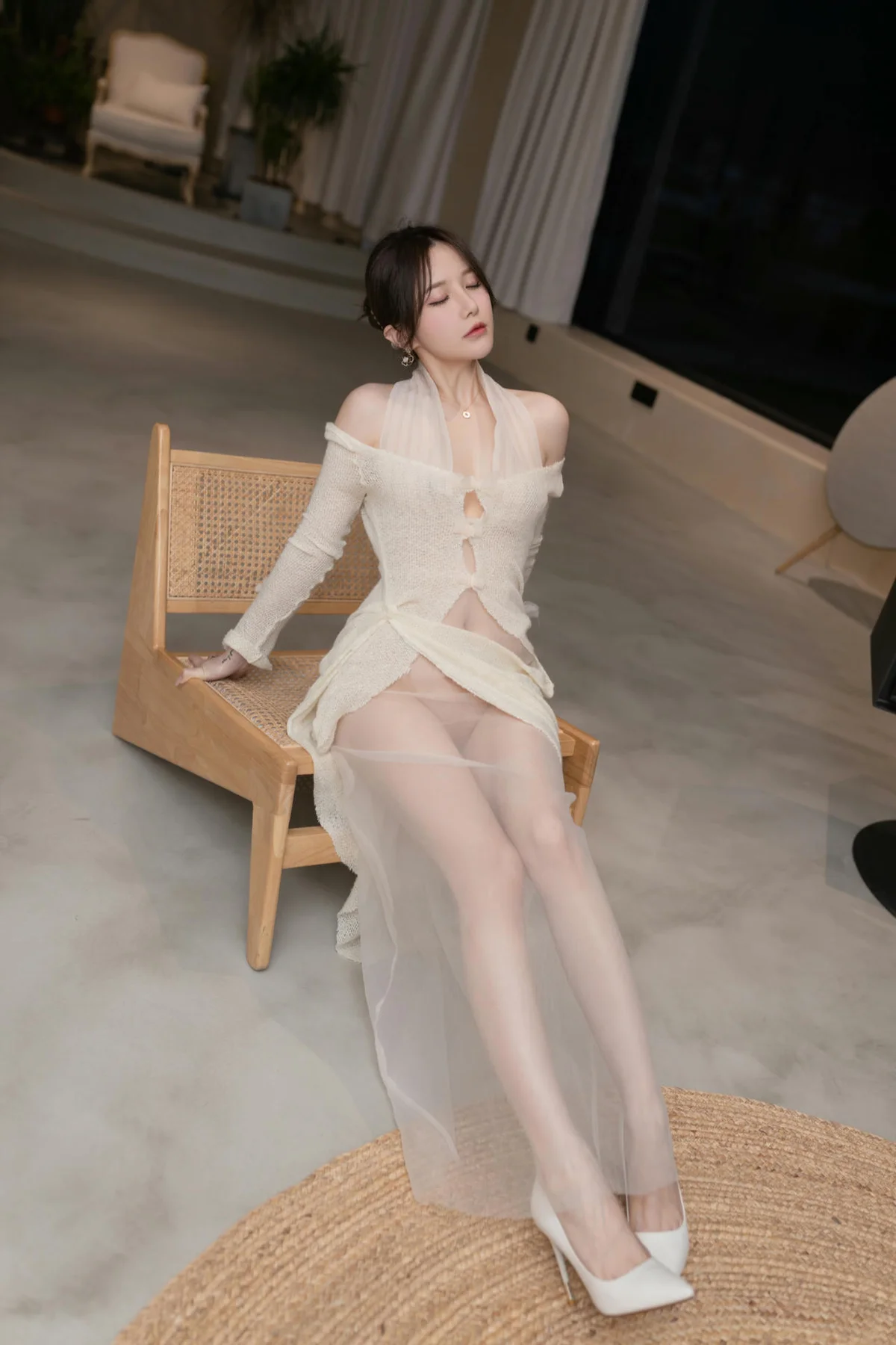 XiuRen 秀人 No.N021 鱼子酱Fish性感制服jk短裙 - 6