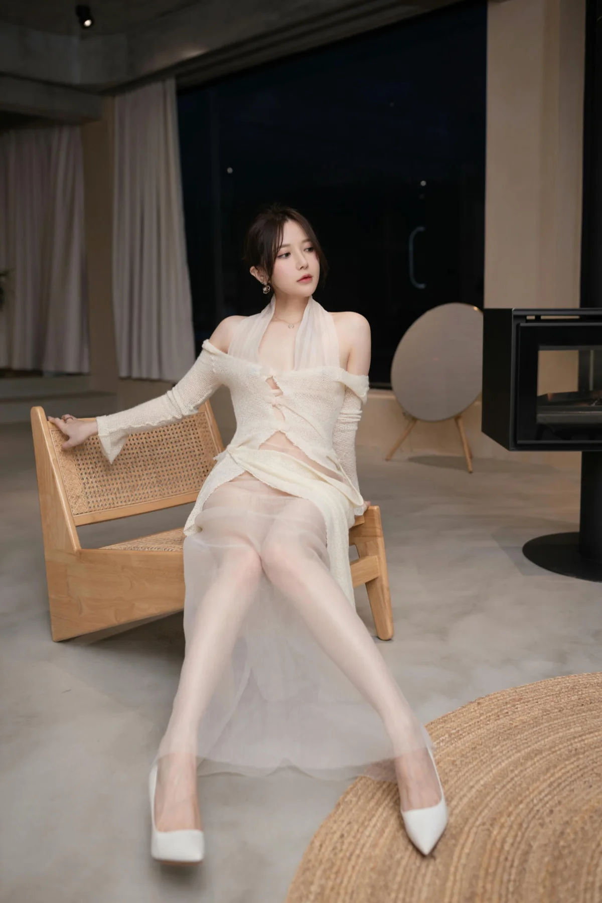 XiuRen 秀人 No.N021 鱼子酱Fish性感制服jk短裙 - 7