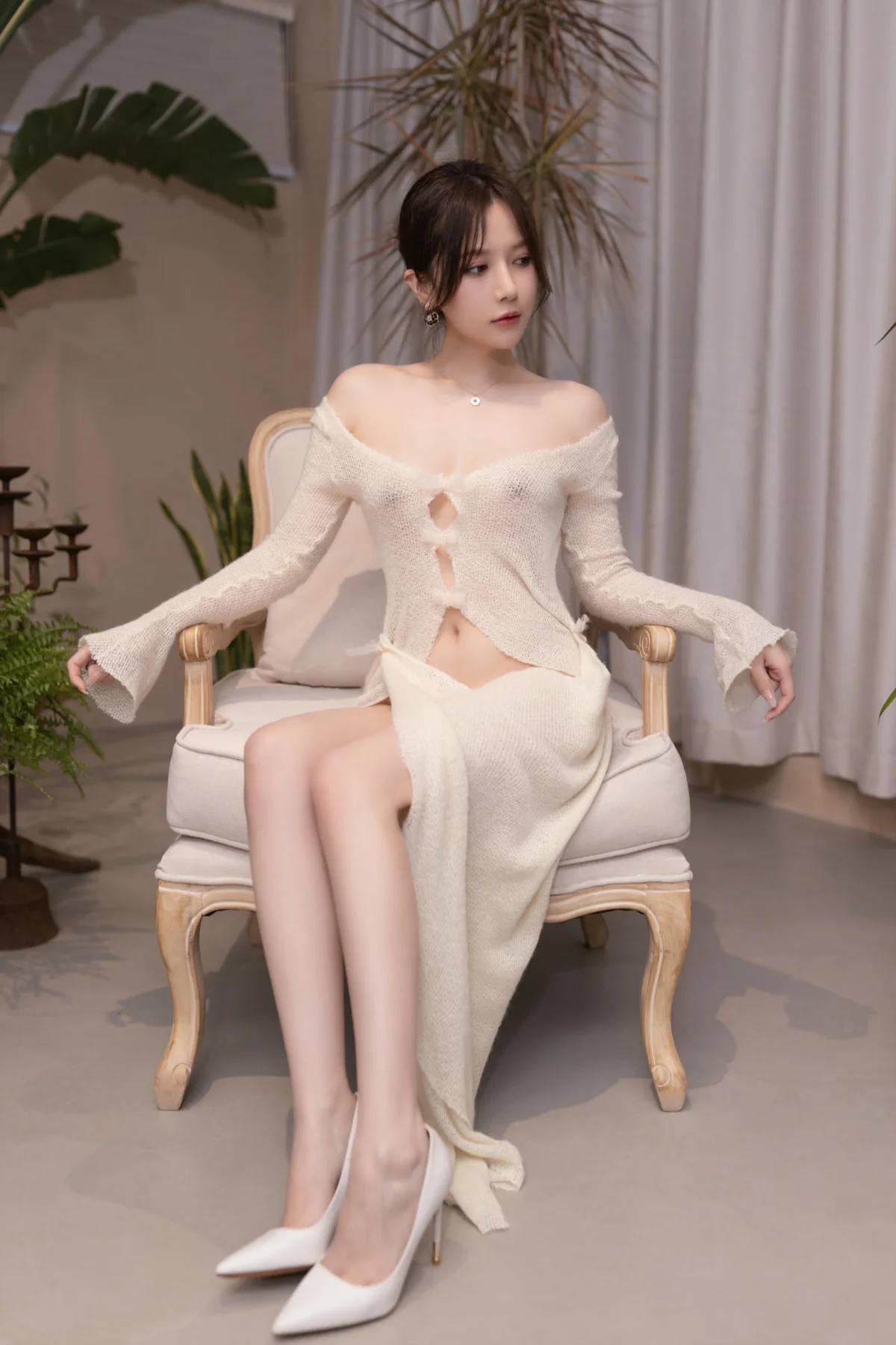 XiuRen 秀人 No.N021 鱼子酱Fish性感制服jk短裙 - 8