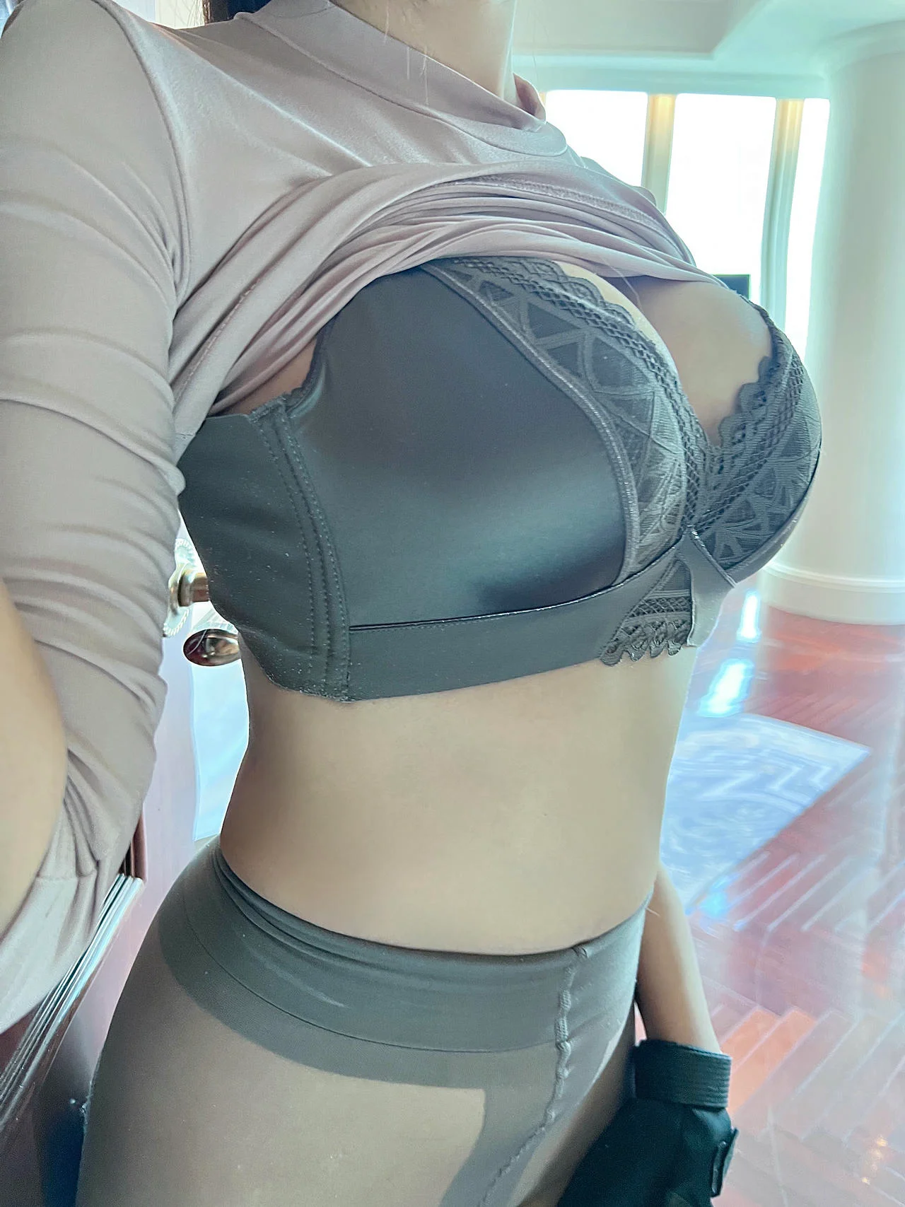 XiuRen 秀人 No.N022 王馨瑶紧身牛仔裤 - 8