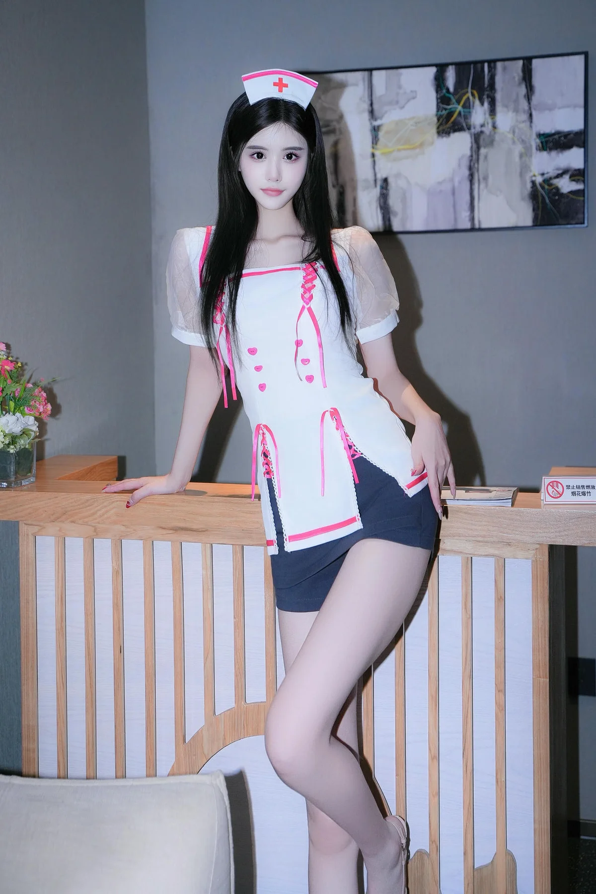 XiuRen 秀人 No.N035 晚苏susu护士制服美腿 - 10