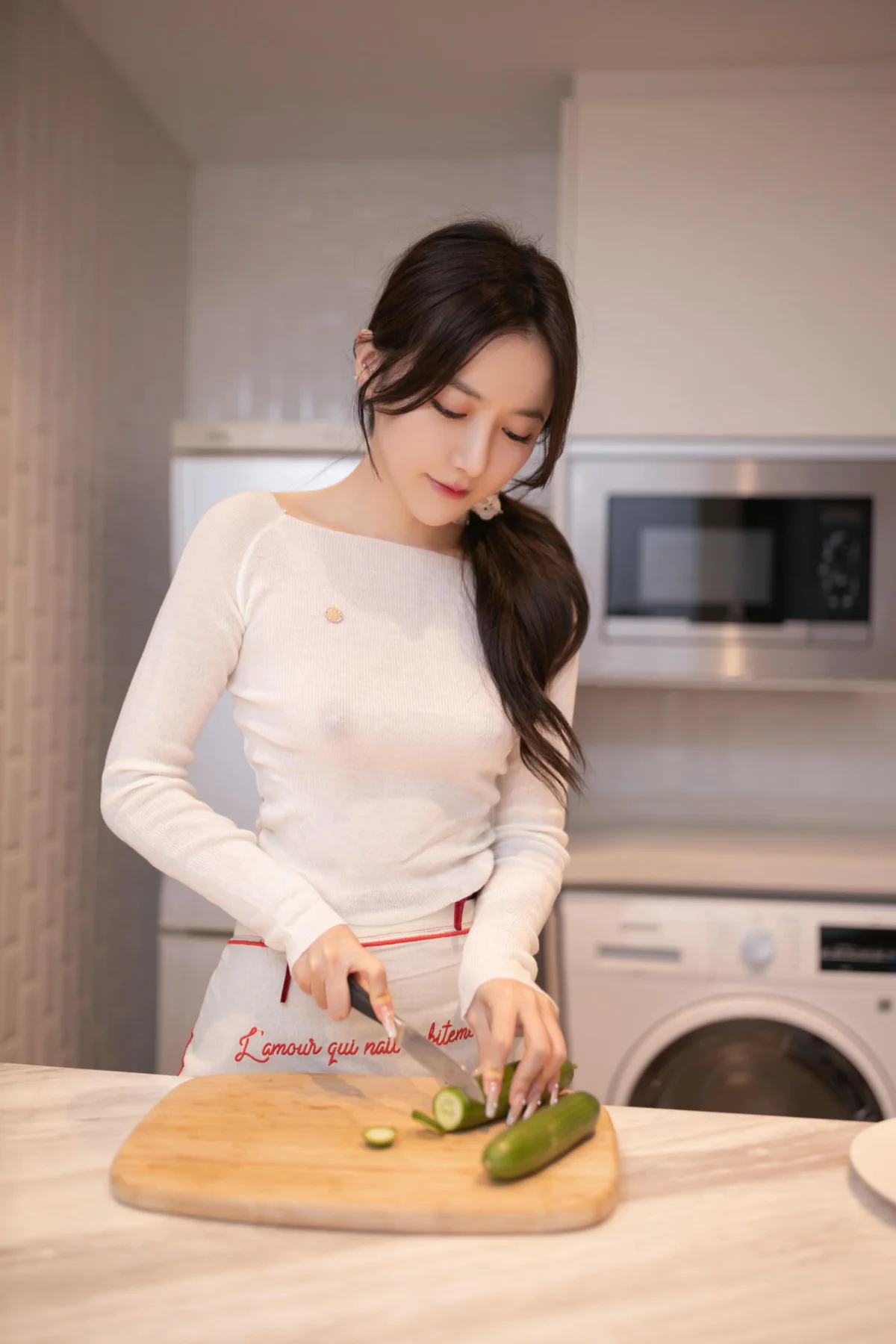 XiuRen 秀人 No.N042 鱼子酱Fish翘臀吊袜美食诱惑 - 3