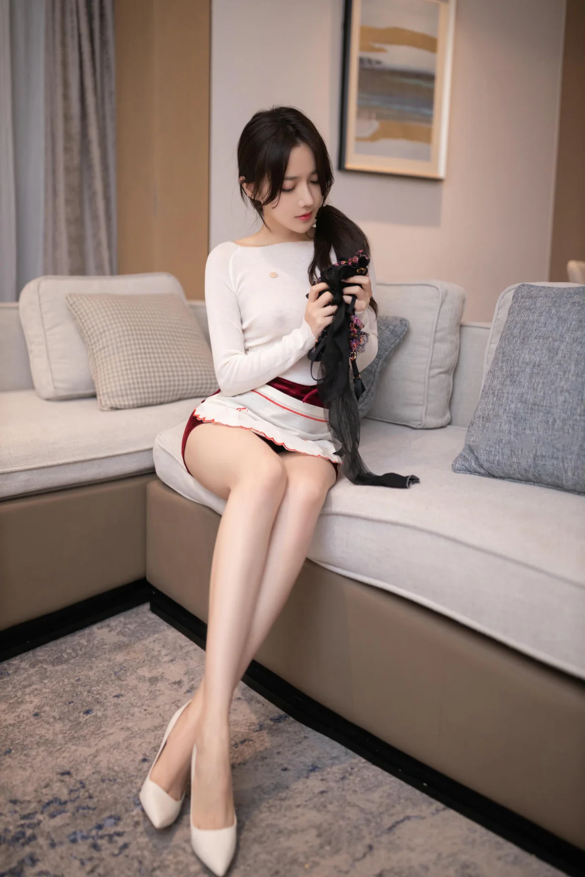 XiuRen 秀人 No.N042 鱼子酱Fish翘臀吊袜美食诱惑 - 3