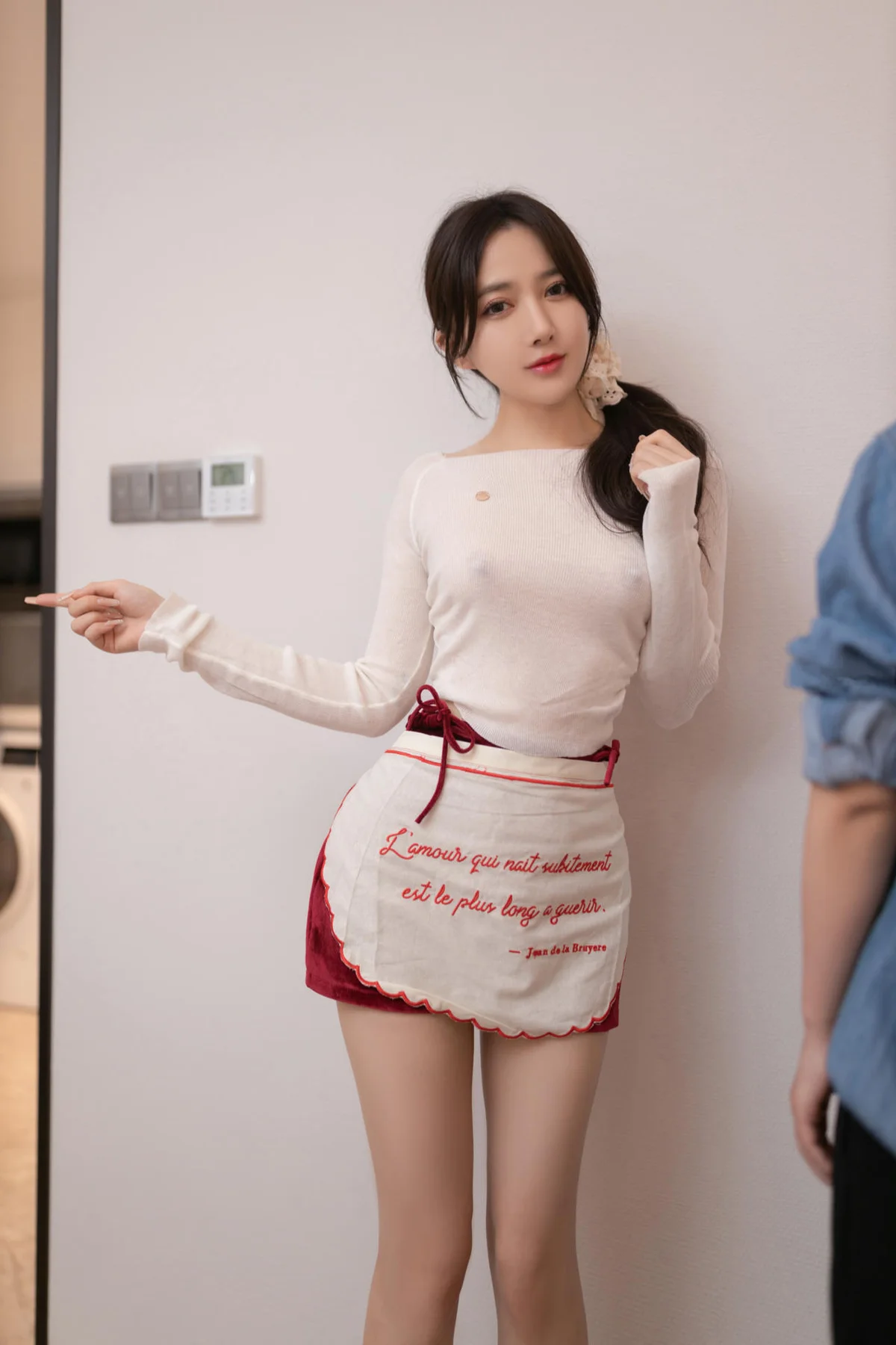 XiuRen 秀人 No.N042 鱼子酱Fish翘臀吊袜美食诱惑 - 6