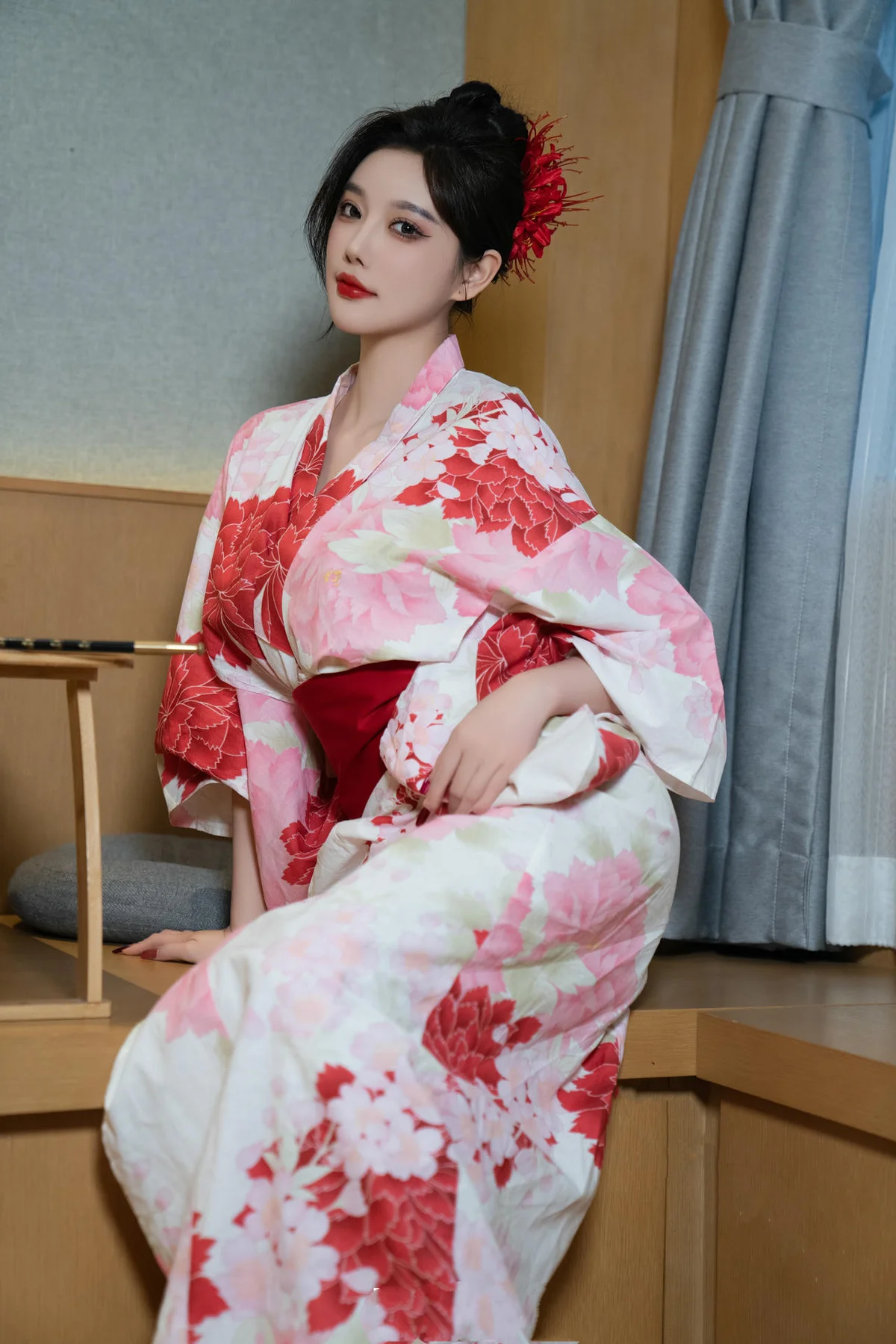 XiuRen 秀人 No.N048 杨晨晨制服写真 - 5