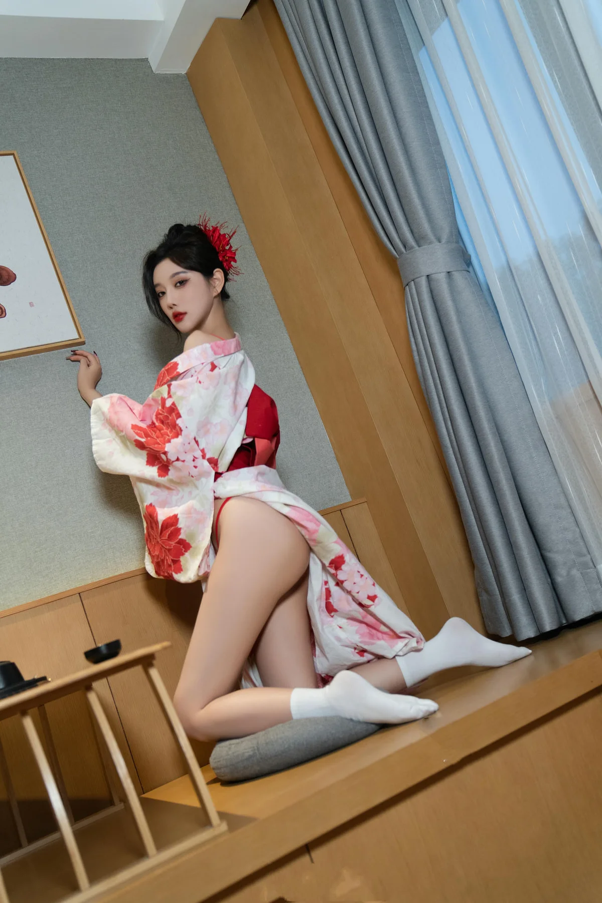 XiuRen 秀人 No.N048 杨晨晨制服写真 - 1