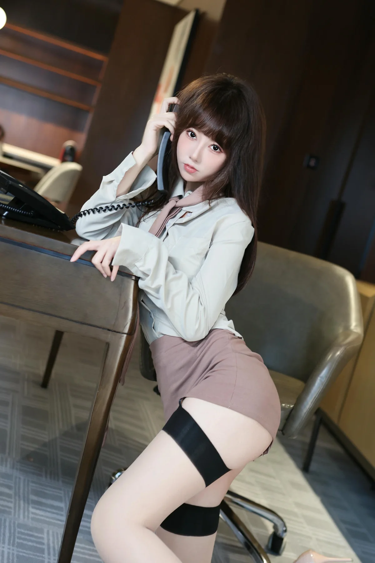 XiuRen 秀人 No.N054 白笑笑高跟黑丝吊袜 - 5