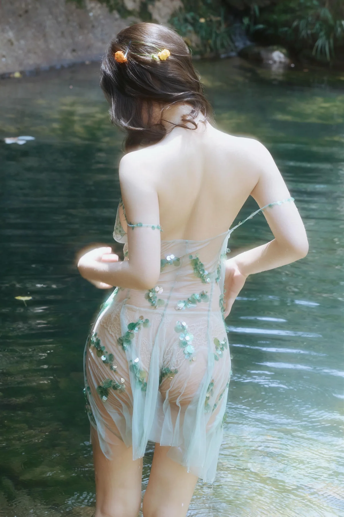 XiuRen 秀人 No.N055 尹甜甜湿身透视梦幻裙 - 3