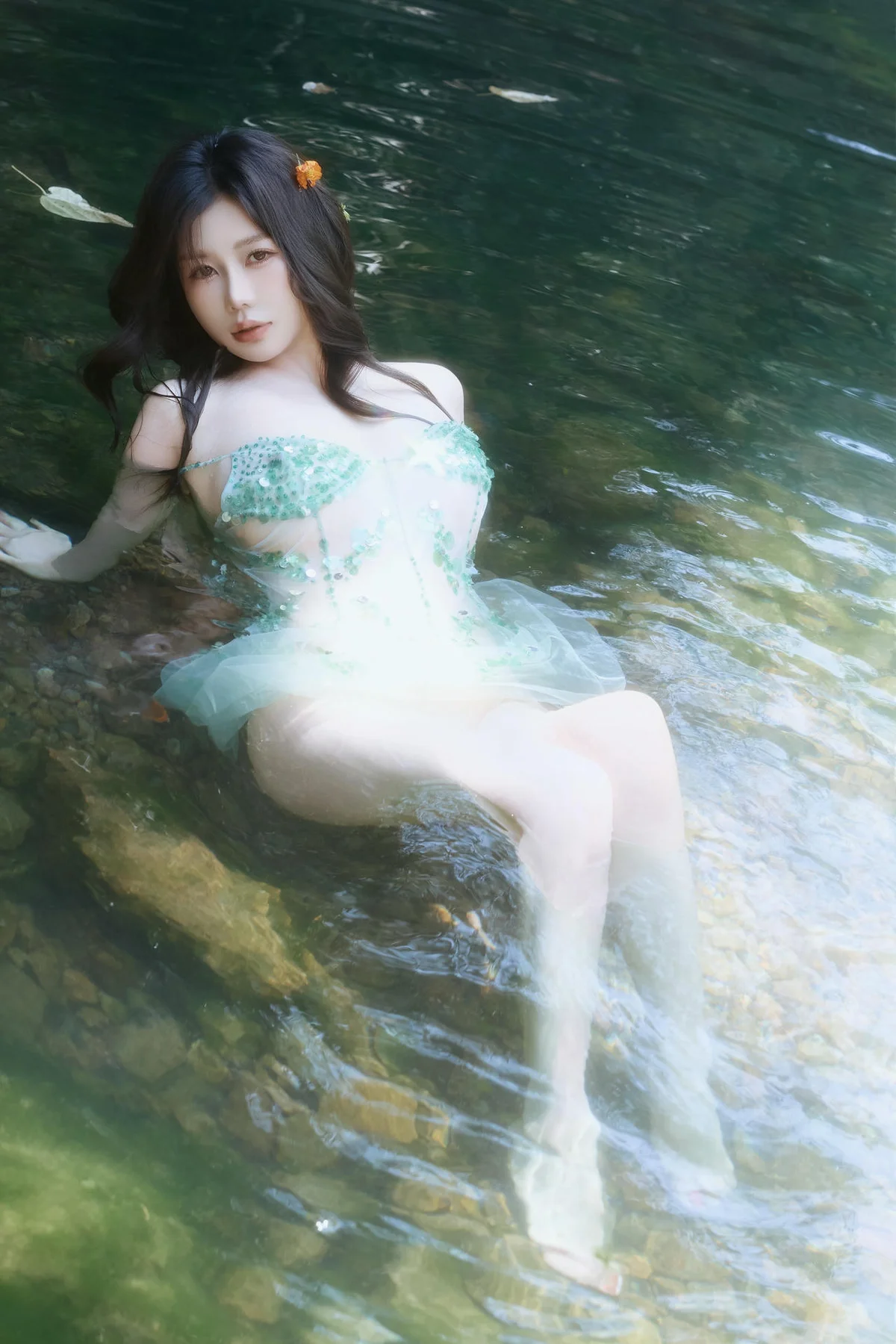 XiuRen 秀人 No.N055 尹甜甜湿身透视梦幻裙 - 5