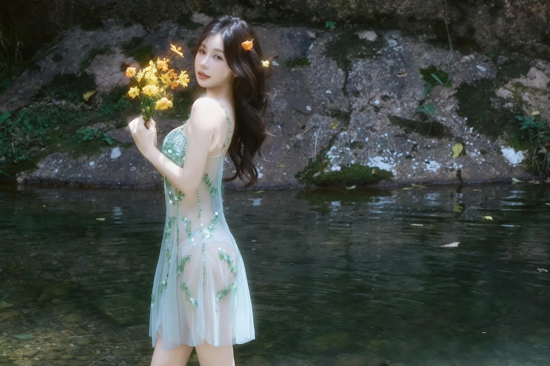 XiuRen 秀人 No.N055 尹甜甜湿身透视梦幻裙 - 6