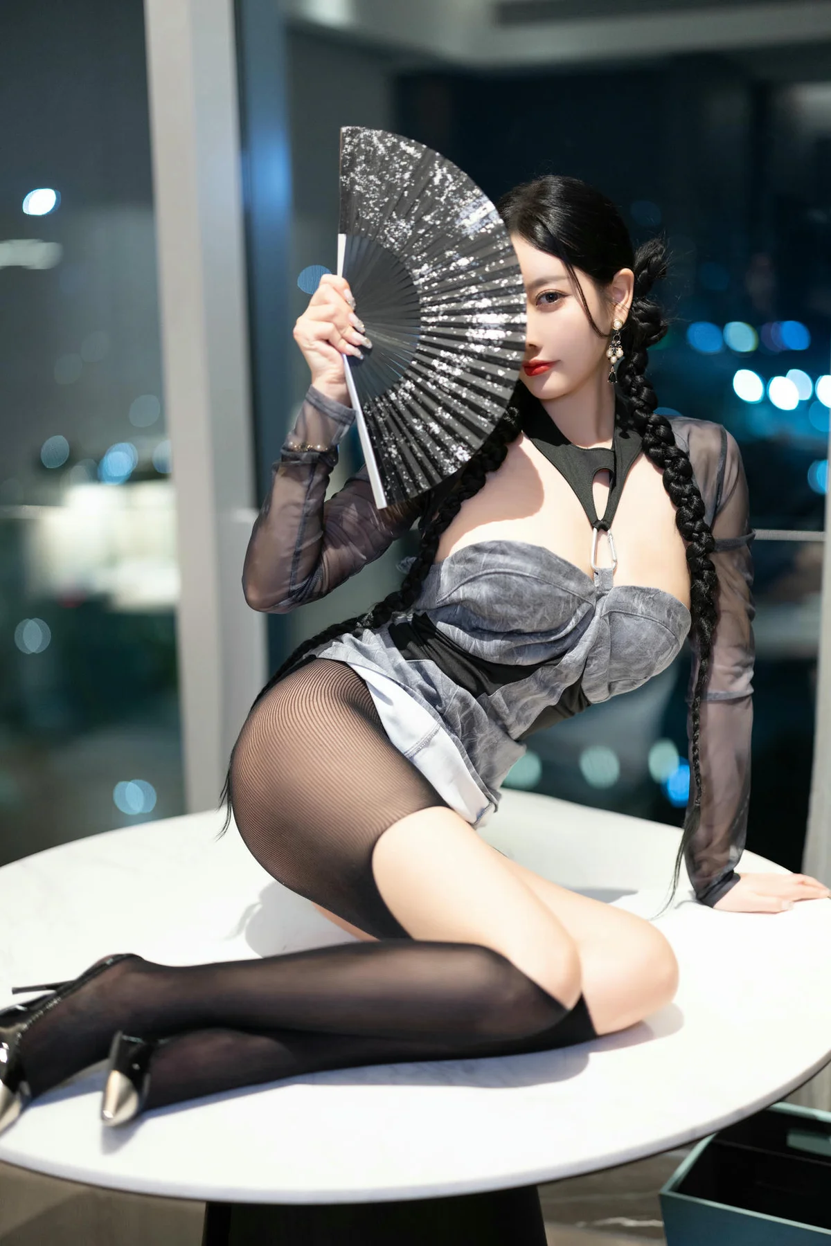 XiuRen 秀人 No.N064 杨晨晨魅惑黑丝女神写真 - 1