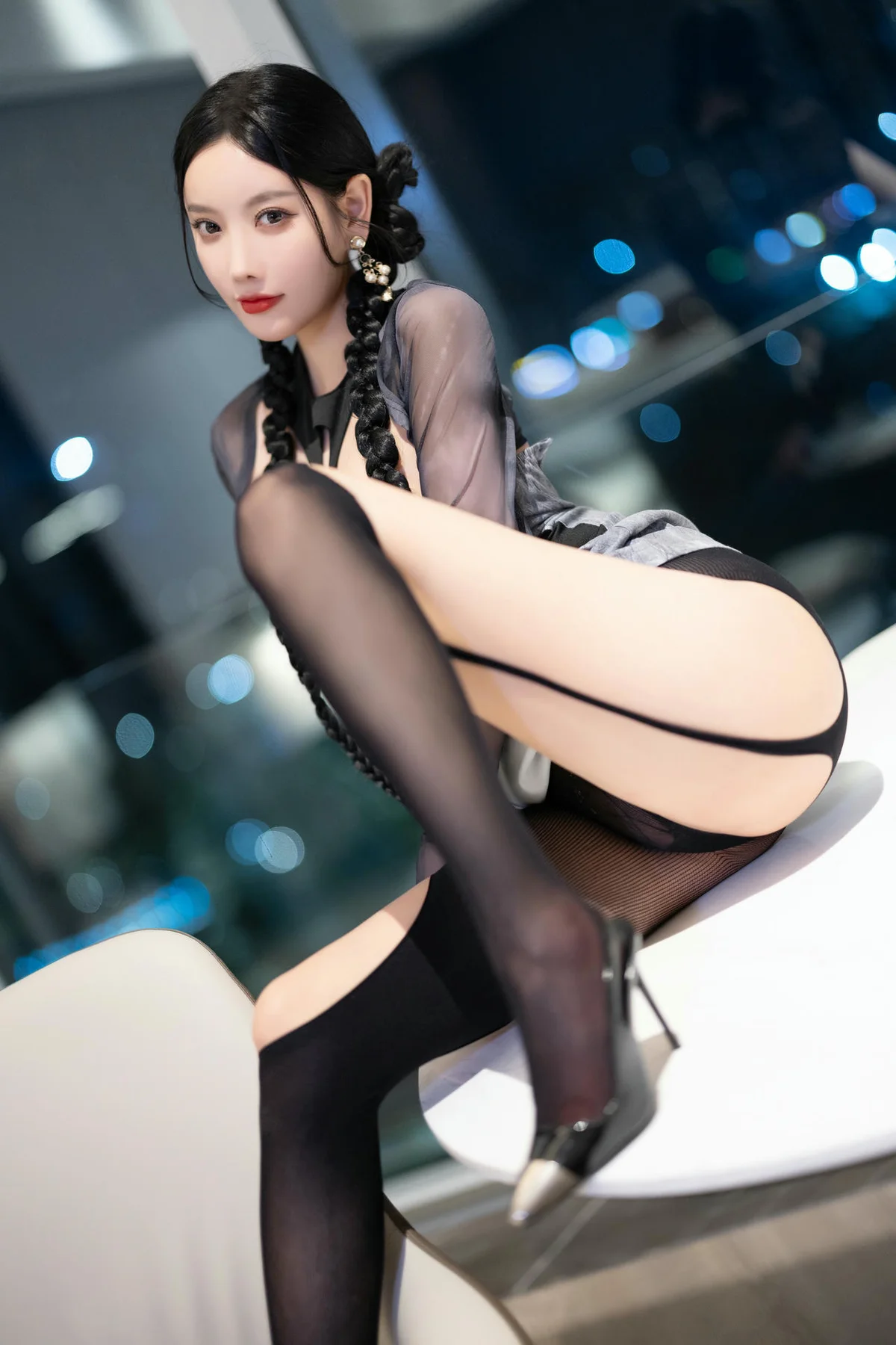 XiuRen 秀人 No.N064 杨晨晨魅惑黑丝女神写真 - 4