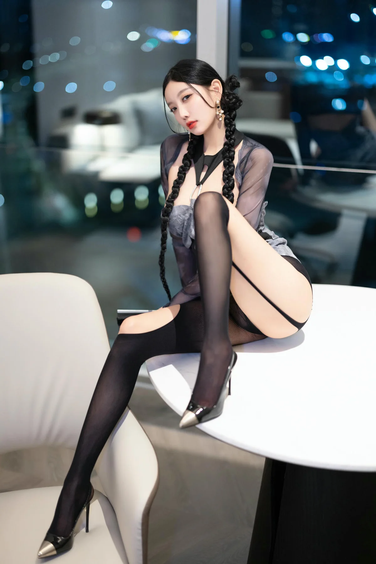 XiuRen 秀人 No.N064 杨晨晨魅惑黑丝女神写真 - 5
