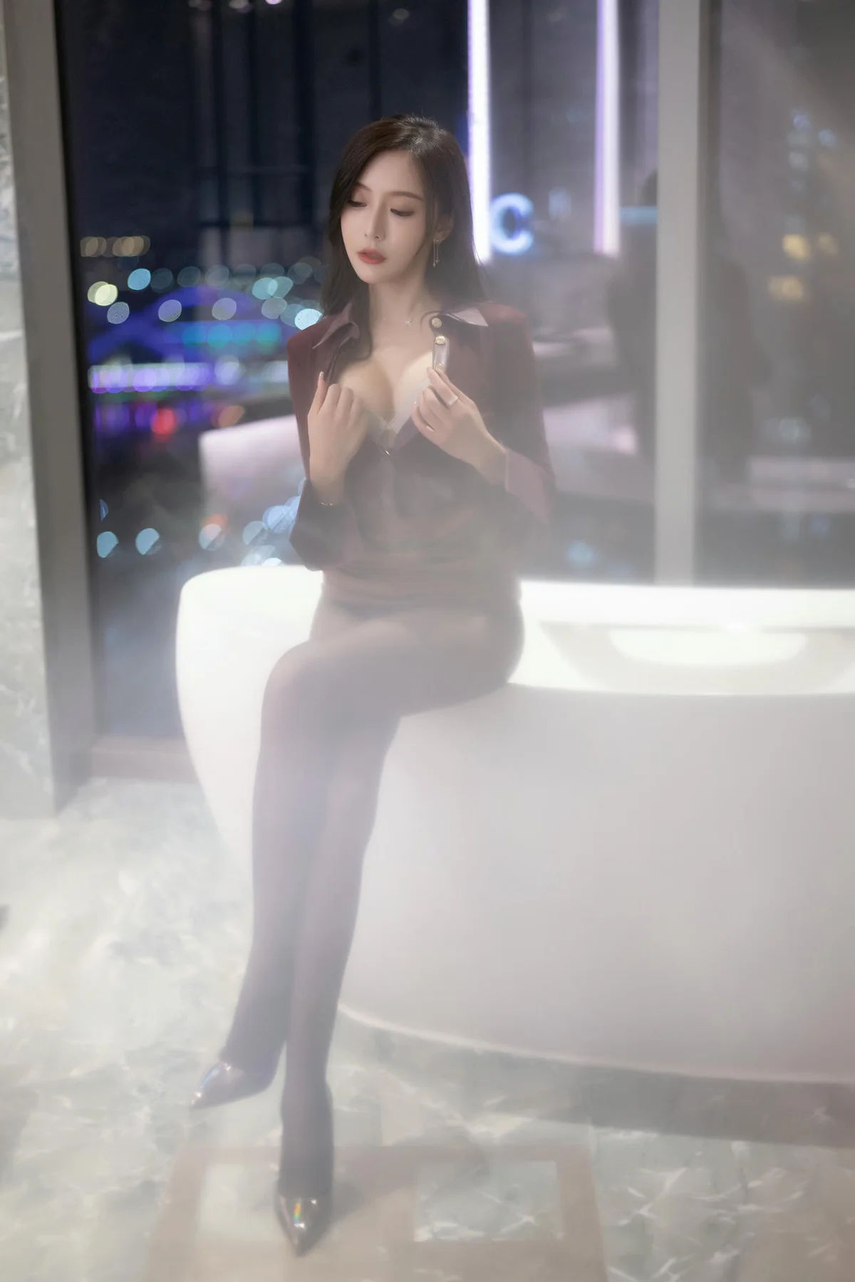 XiuRen 秀人 No.N082 王馨瑶透视御姐装 - 8