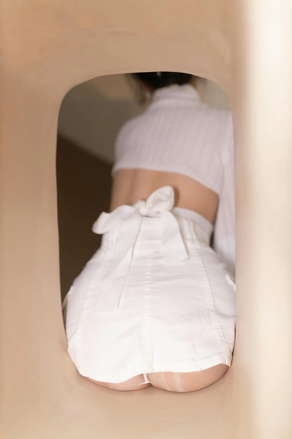 XiuRen 秀人 No.N083 鱼子酱Fish白色套装翘臀 - 4