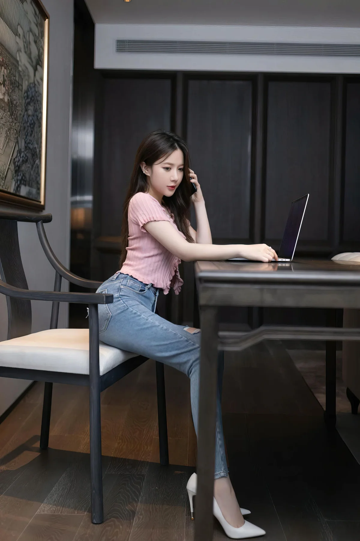 XiuRen 秀人 No.N090 鱼子酱Fish紧身牛仔裤 - 2