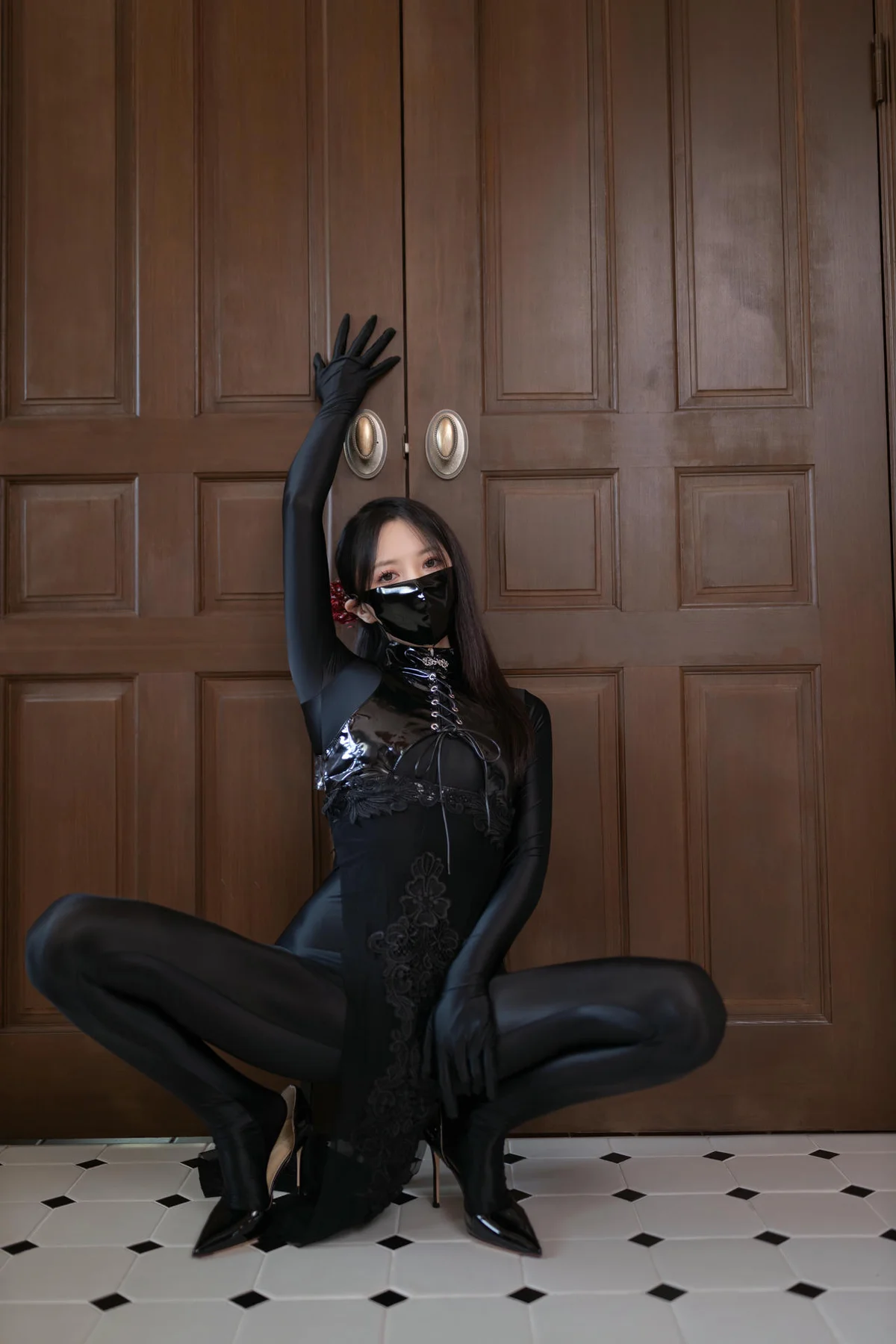 XiuRen 秀人 No.N093 鱼子酱Fis紧身连体衣 - 4