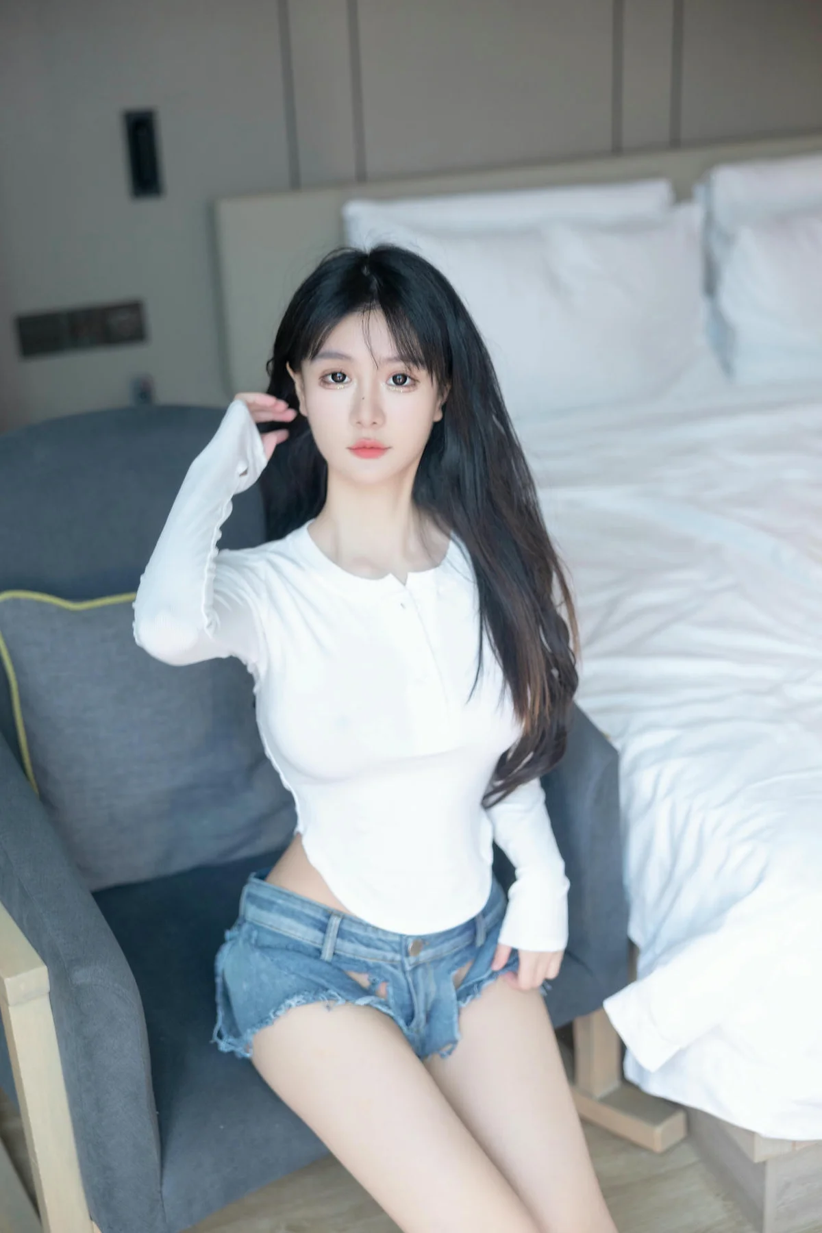 XiuRen 秀人 No.N097 谢小蒽诱惑超短牛仔裤 - 3