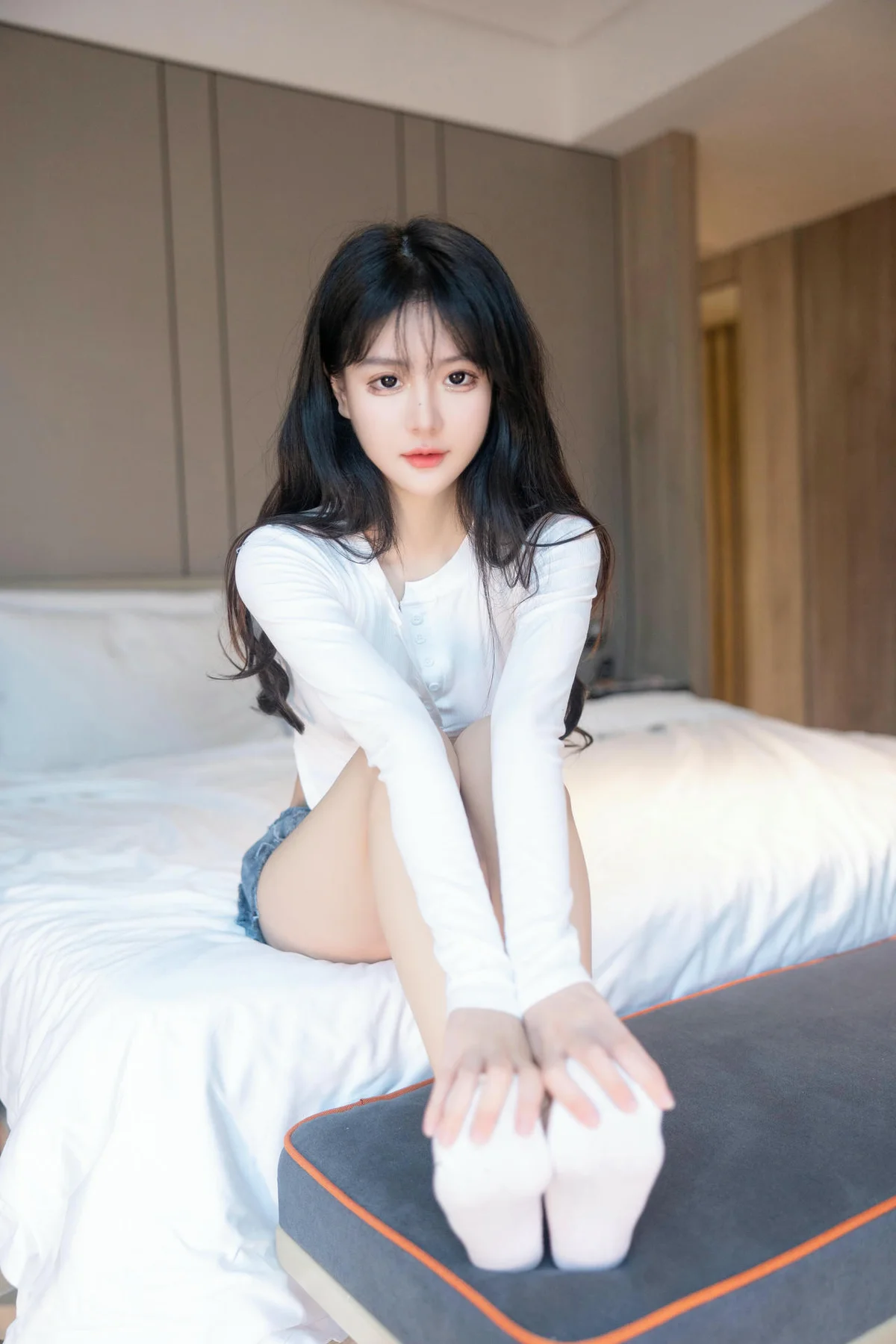 XiuRen 秀人 No.N097 谢小蒽诱惑超短牛仔裤 - 5