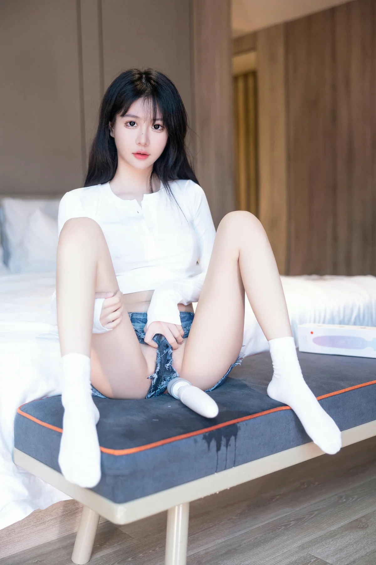 XiuRen 秀人 No.N097 谢小蒽诱惑超短牛仔裤 - 1