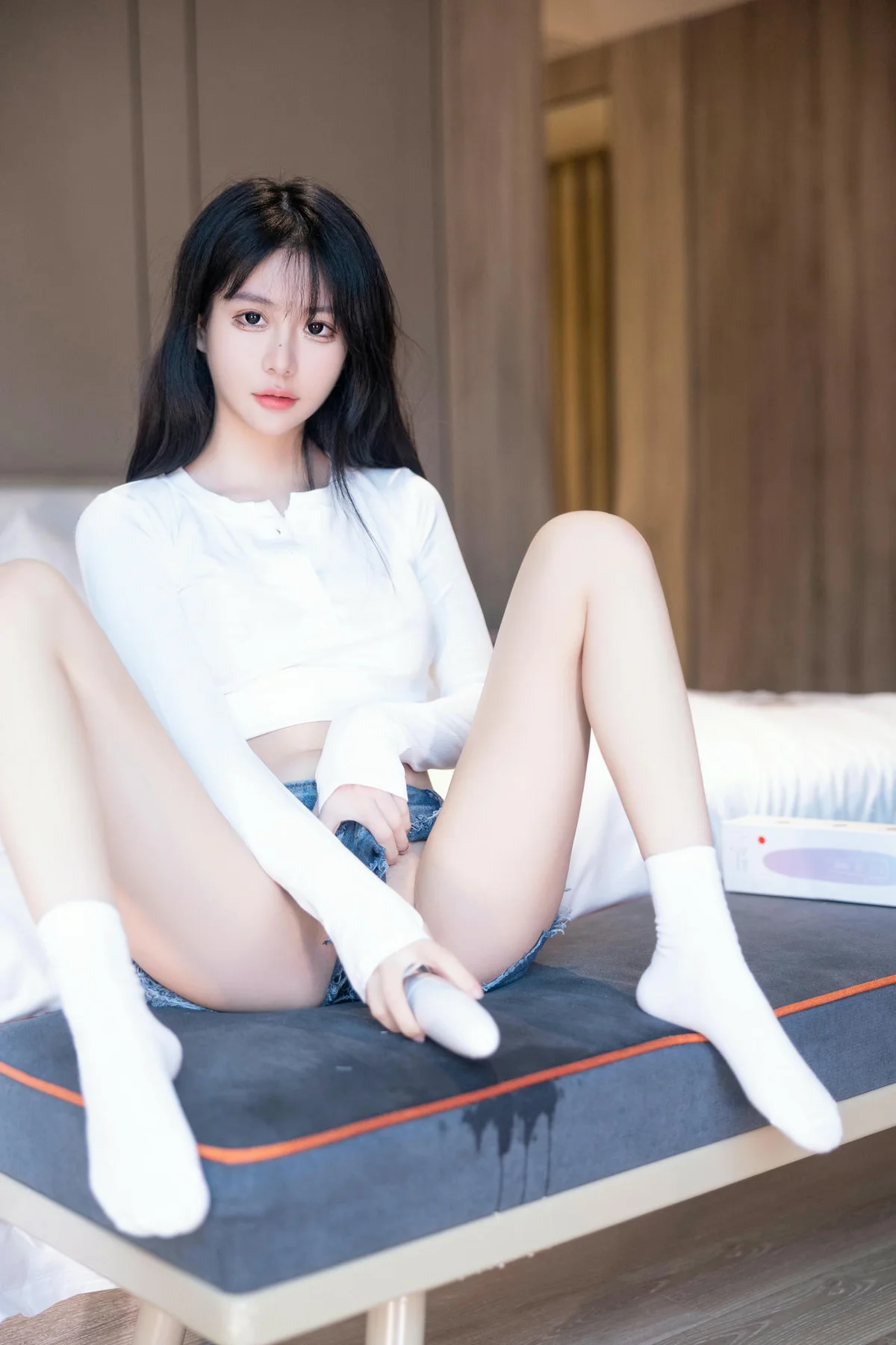 XiuRen 秀人 No.N097 谢小蒽诱惑超短牛仔裤 - 2