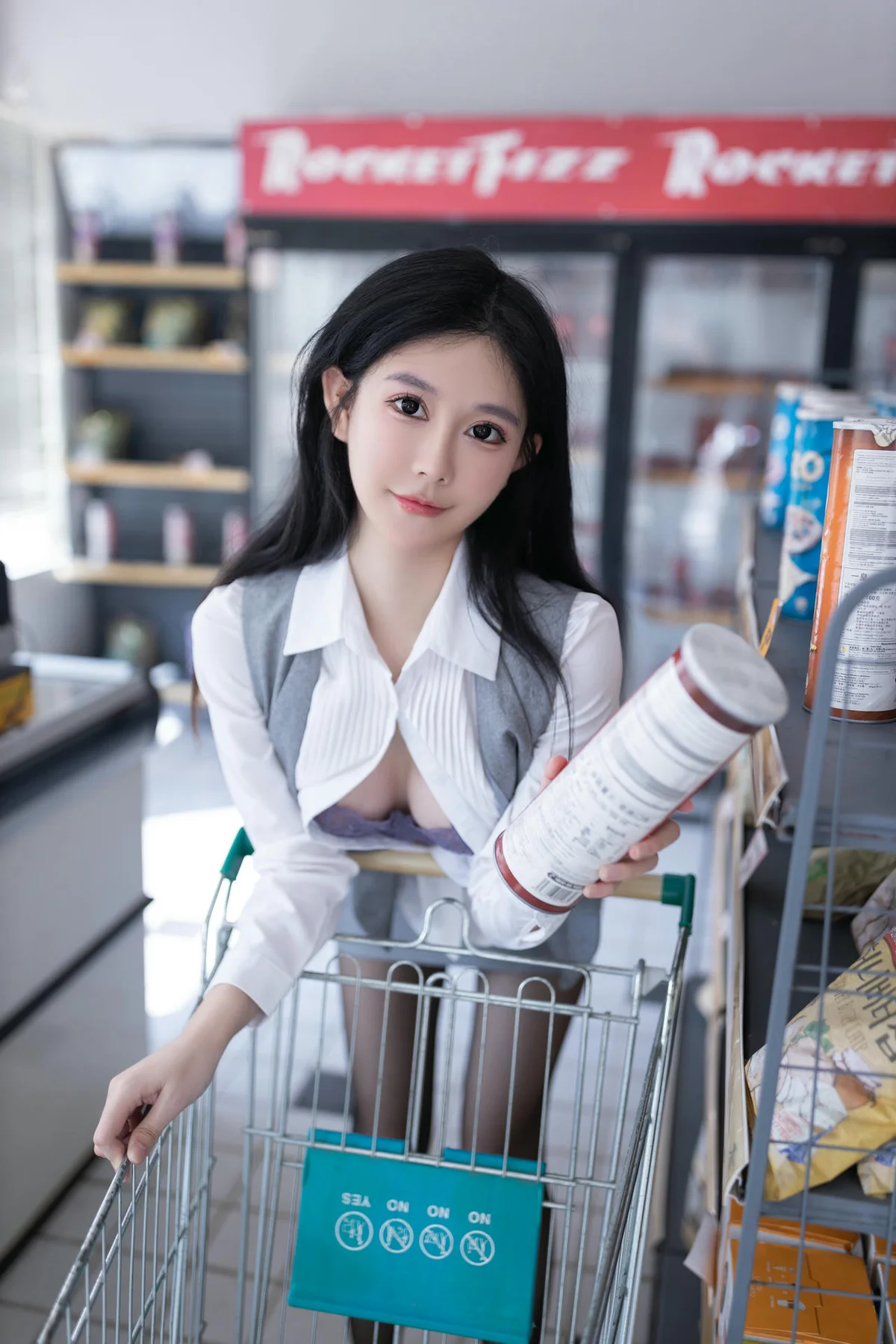 XiuRen 秀人 No.N102 谢小蒽超市主题写真 - 9