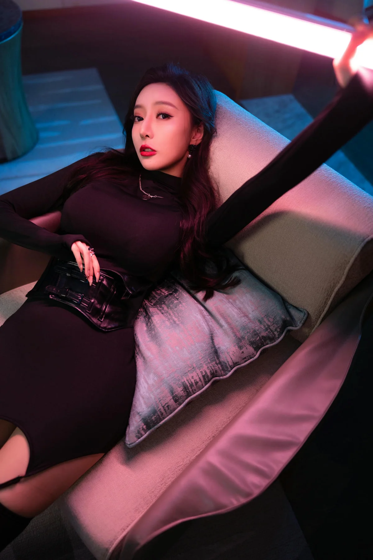 XiuRen 秀人 No.N107 王馨瑶内衣美腿丝袜 - 5