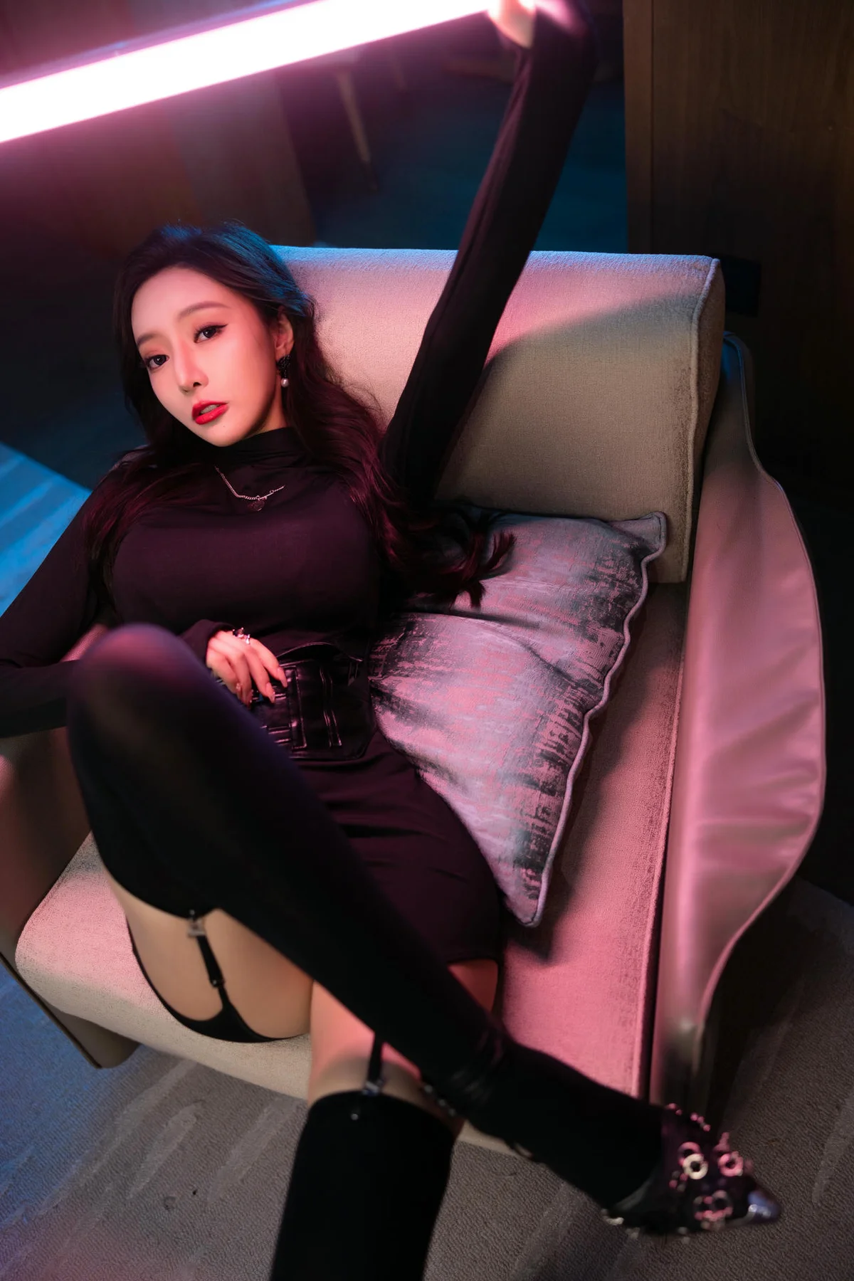 XiuRen 秀人 No.N107 王馨瑶内衣美腿丝袜 - 6