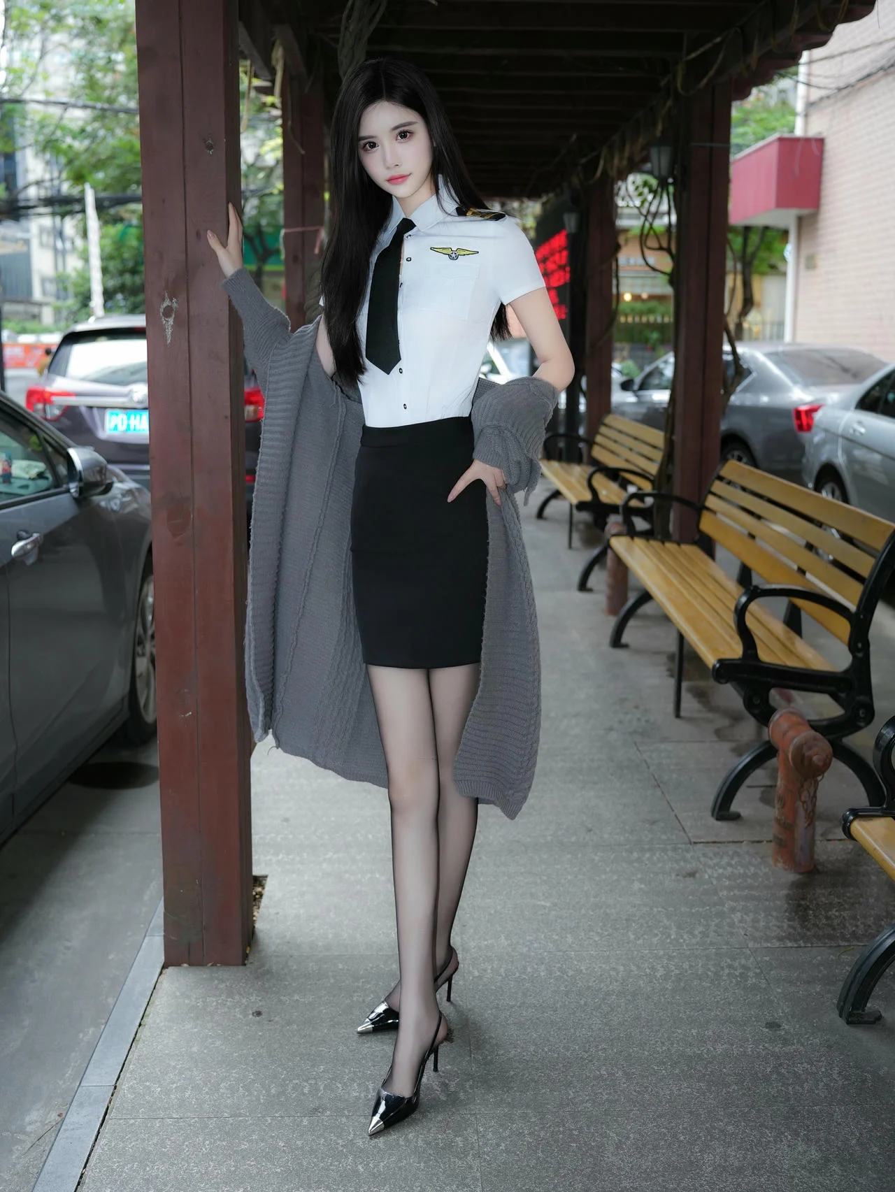 XiuRen 秀人 No.N124 晚苏susu黑丝灰色办公室制服 - 9
