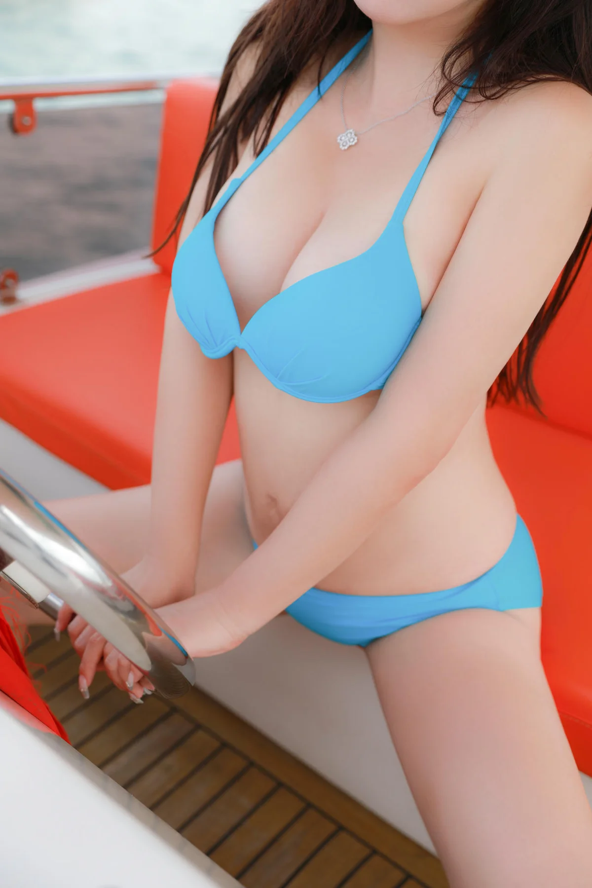 XiuRen 秀人 No.N136 小薯条nienie比基尼游艇写真 - 10