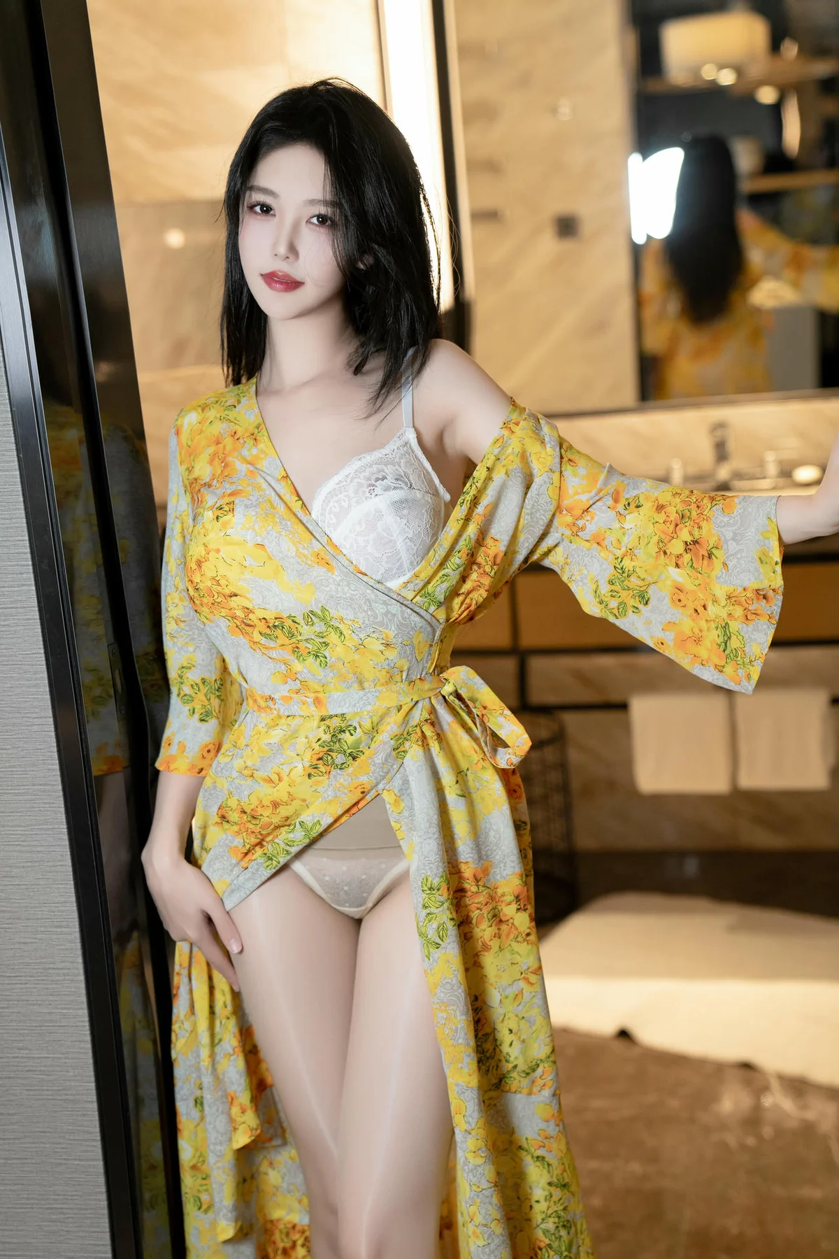 XiuRen 秀人 No.N156 利世黄色美裙诱惑肉丝 - 7