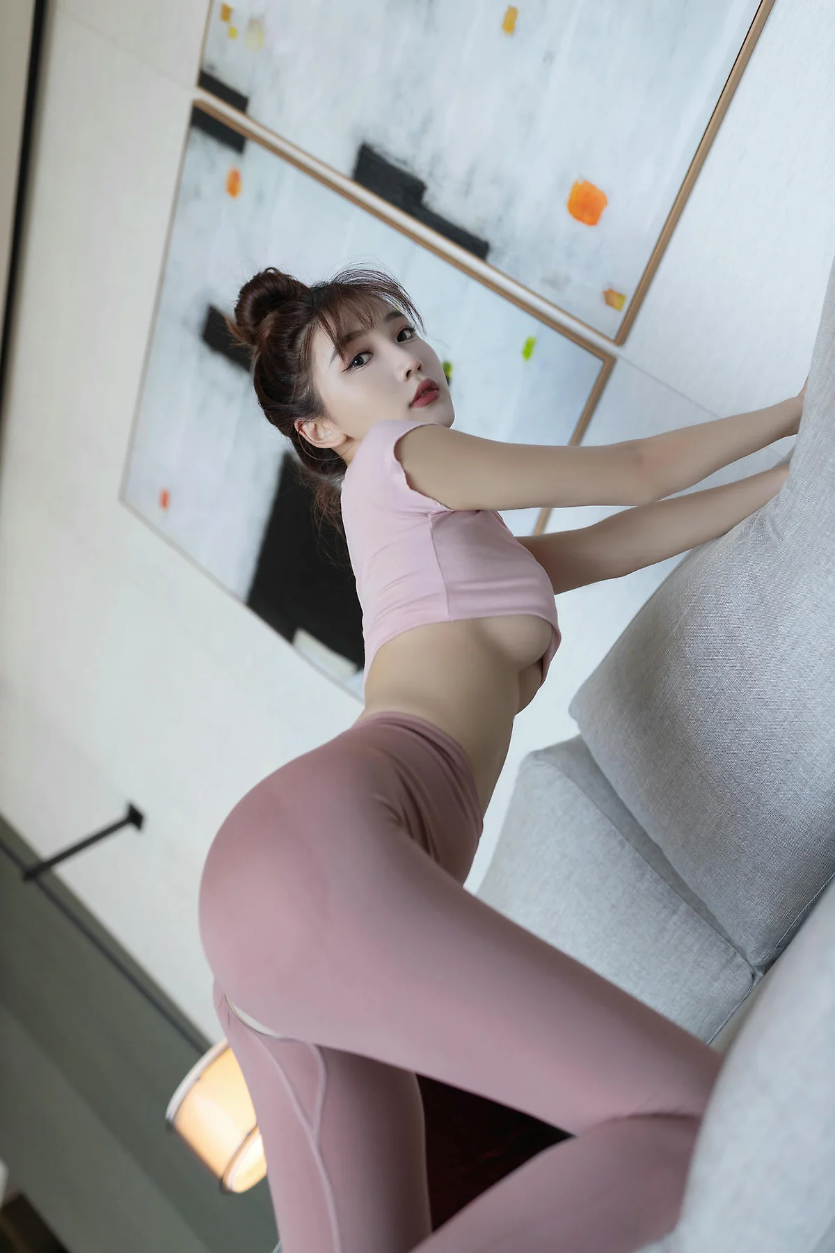 XiuRen 秀人 No.N167 陆萱萱开档性感瑜伽裤 - 5