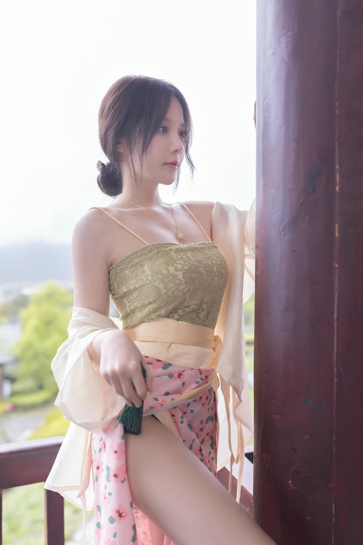 XiuRen 秀人 No.N173 鱼子酱Fish古风服饰美腿 - 4