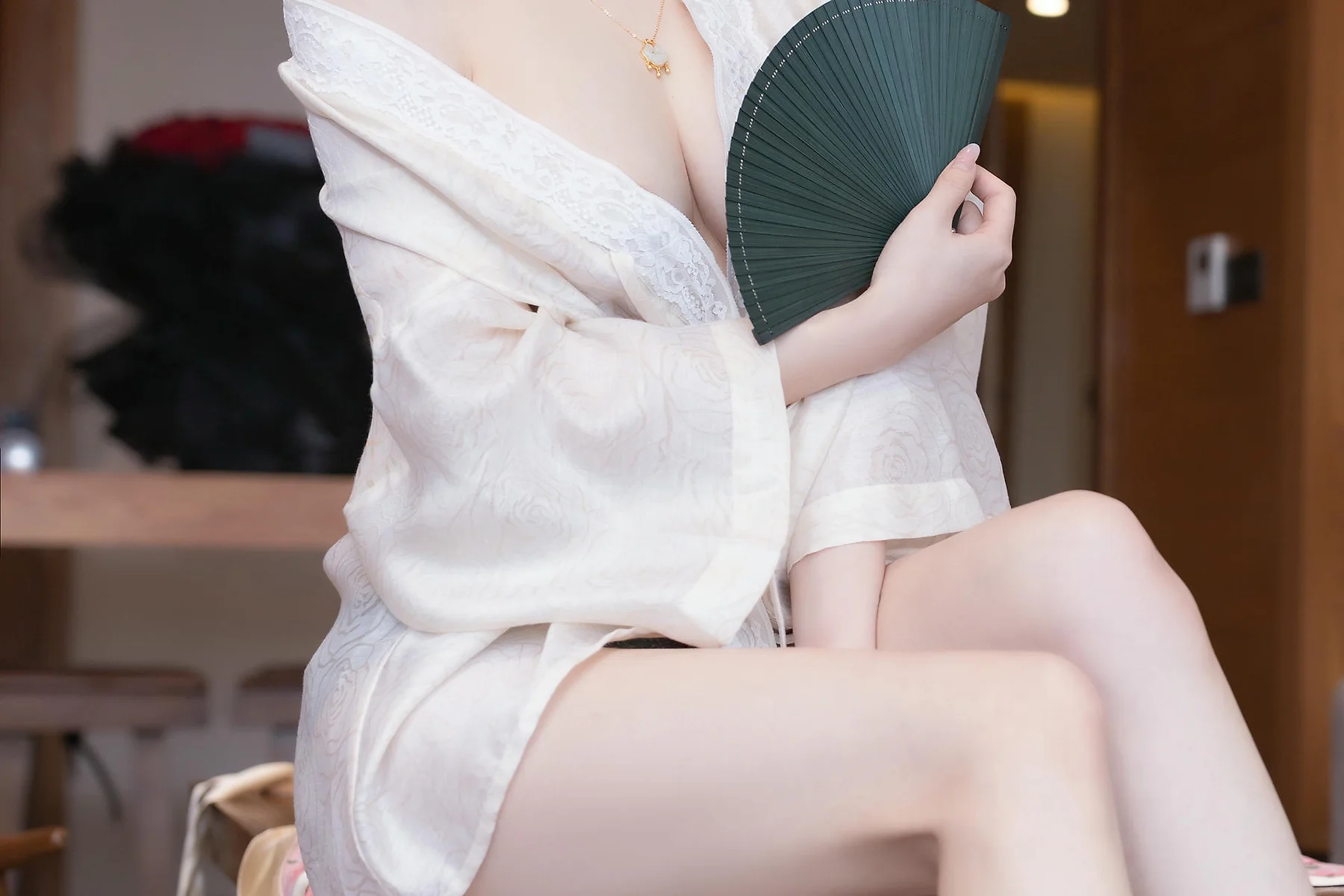 XiuRen 秀人 No.N173 鱼子酱Fish古风服饰美腿 - 7