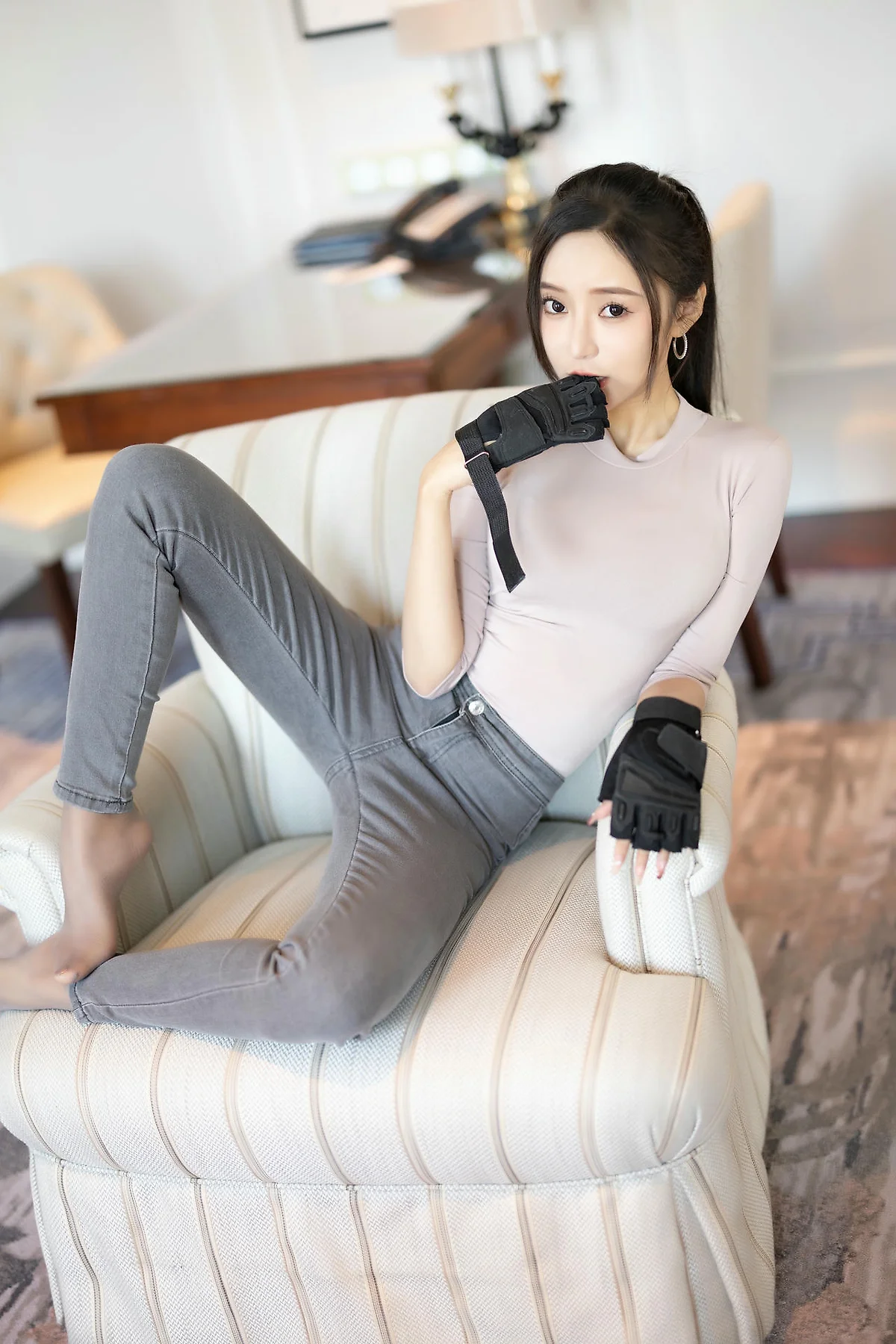 XiuRen 秀人 No.N184 王馨瑶钓鱼主题紧身牛仔裤 - 3