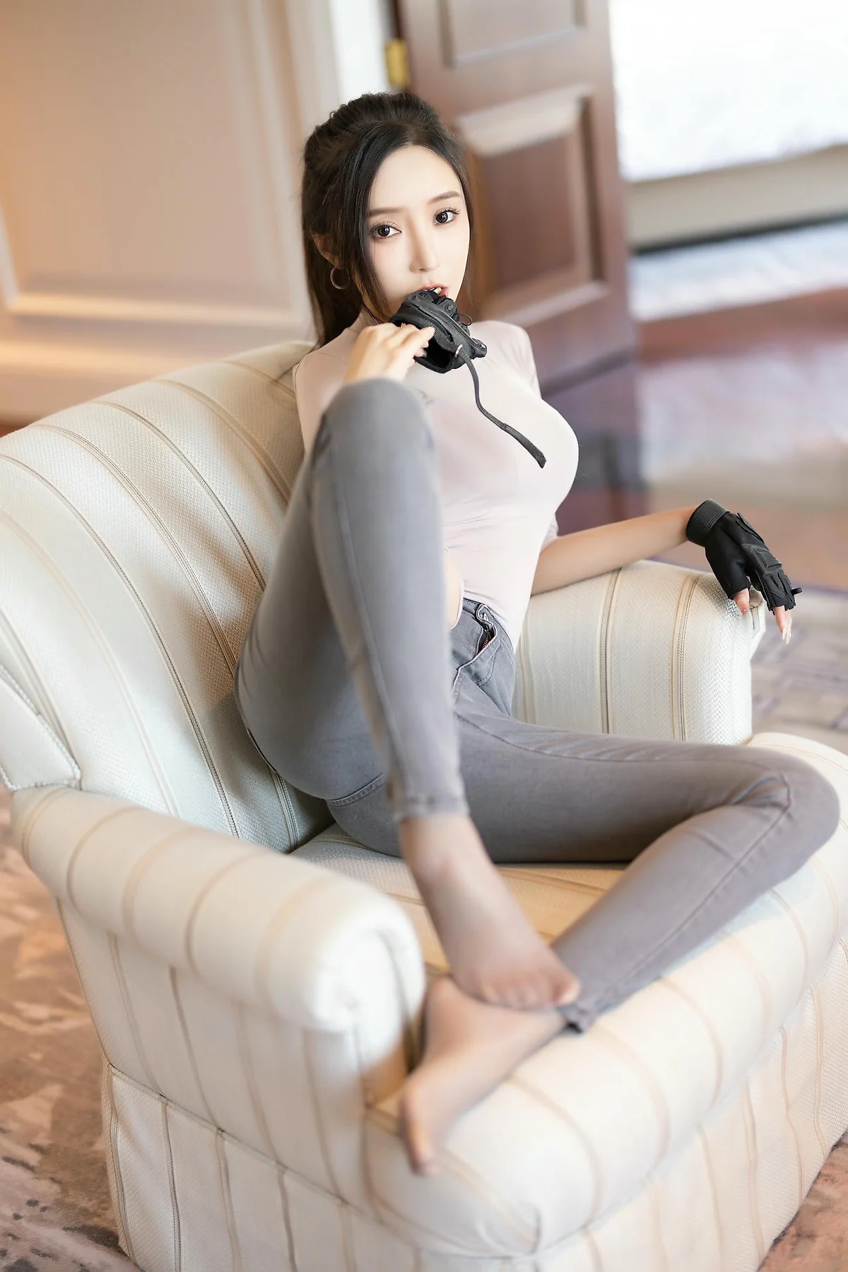 XiuRen 秀人 No.N184 王馨瑶钓鱼主题紧身牛仔裤 - 4