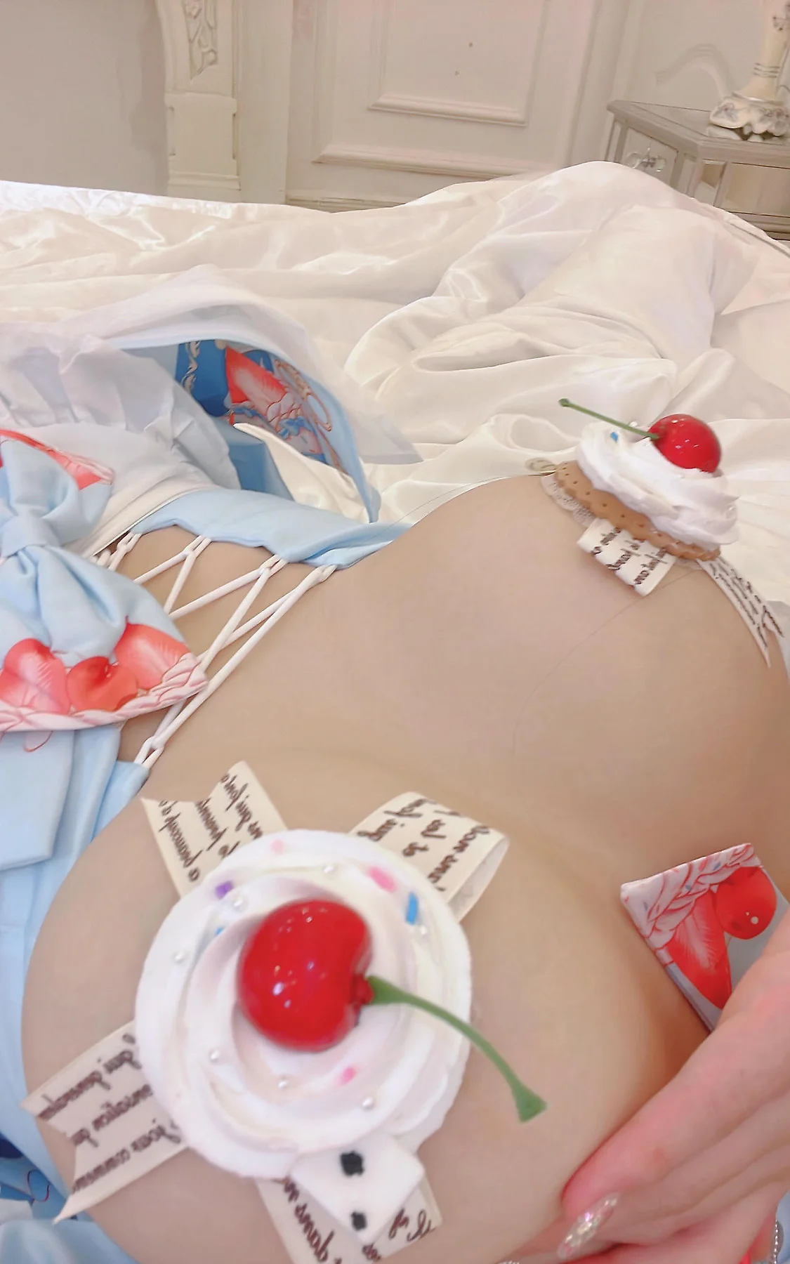 XiuRen 秀人 No.N193 朱可儿童颜巨乳蛋糕裙 - 7